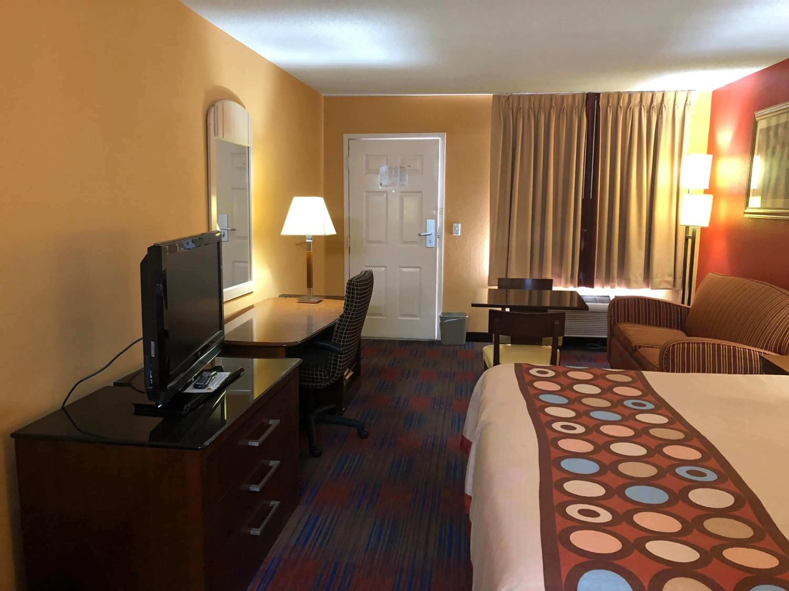 Bed in Baymont by Wyndham Richburg - Chester Area