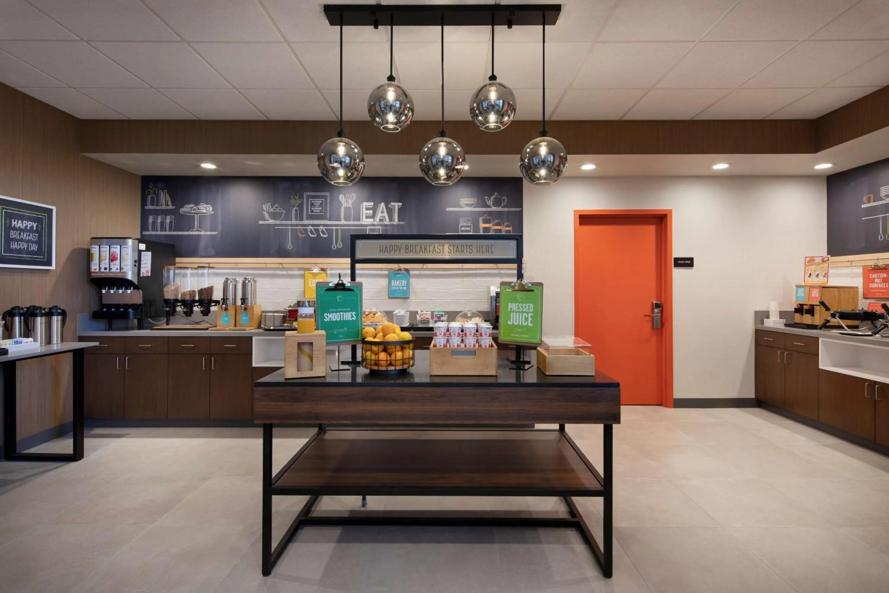 Breakfast in Hampton Inn Santa Cruz West, Ca