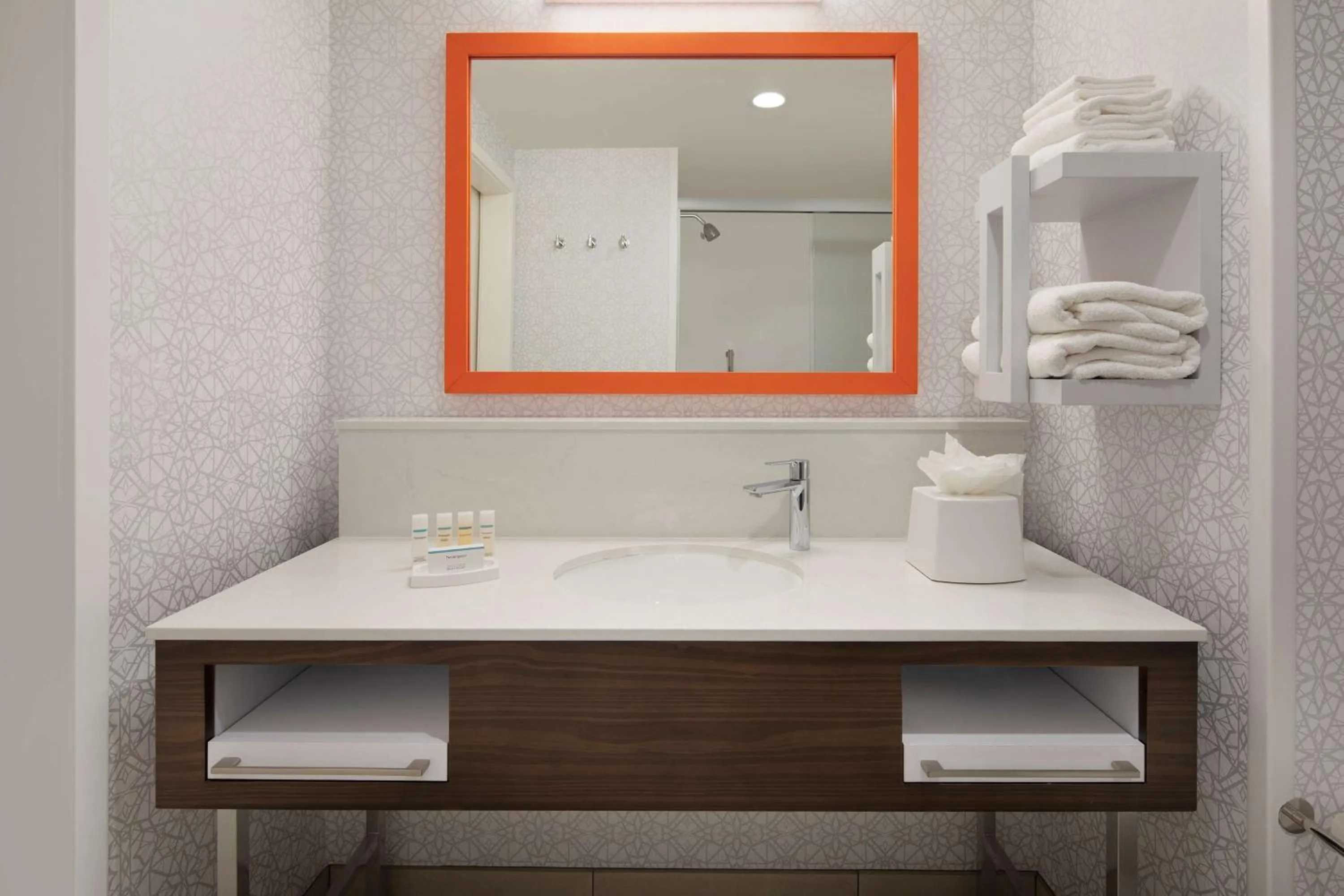 Bathroom in Hampton Inn Santa Cruz West, Ca