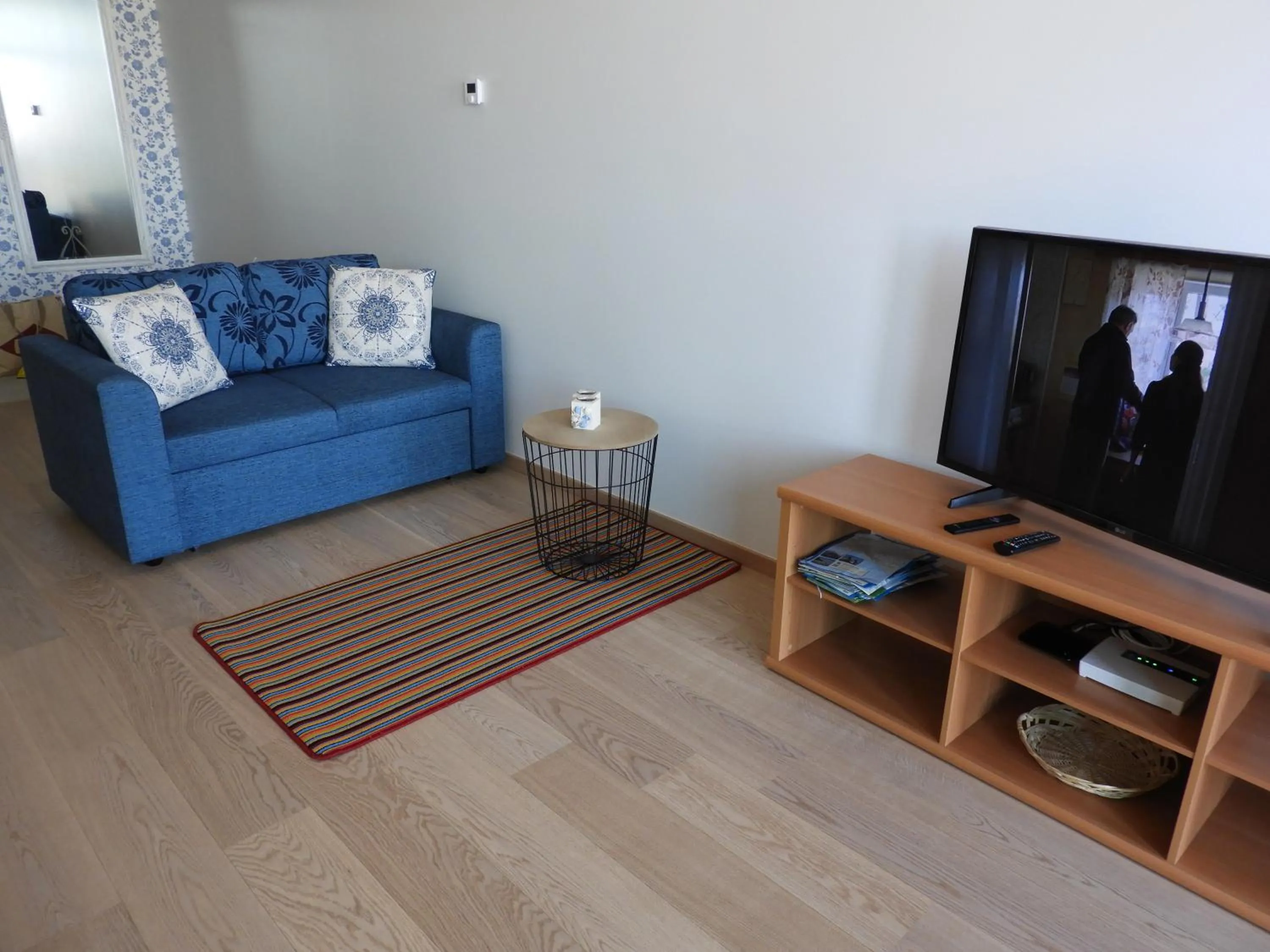 Photo of the whole room in Martensi Maja