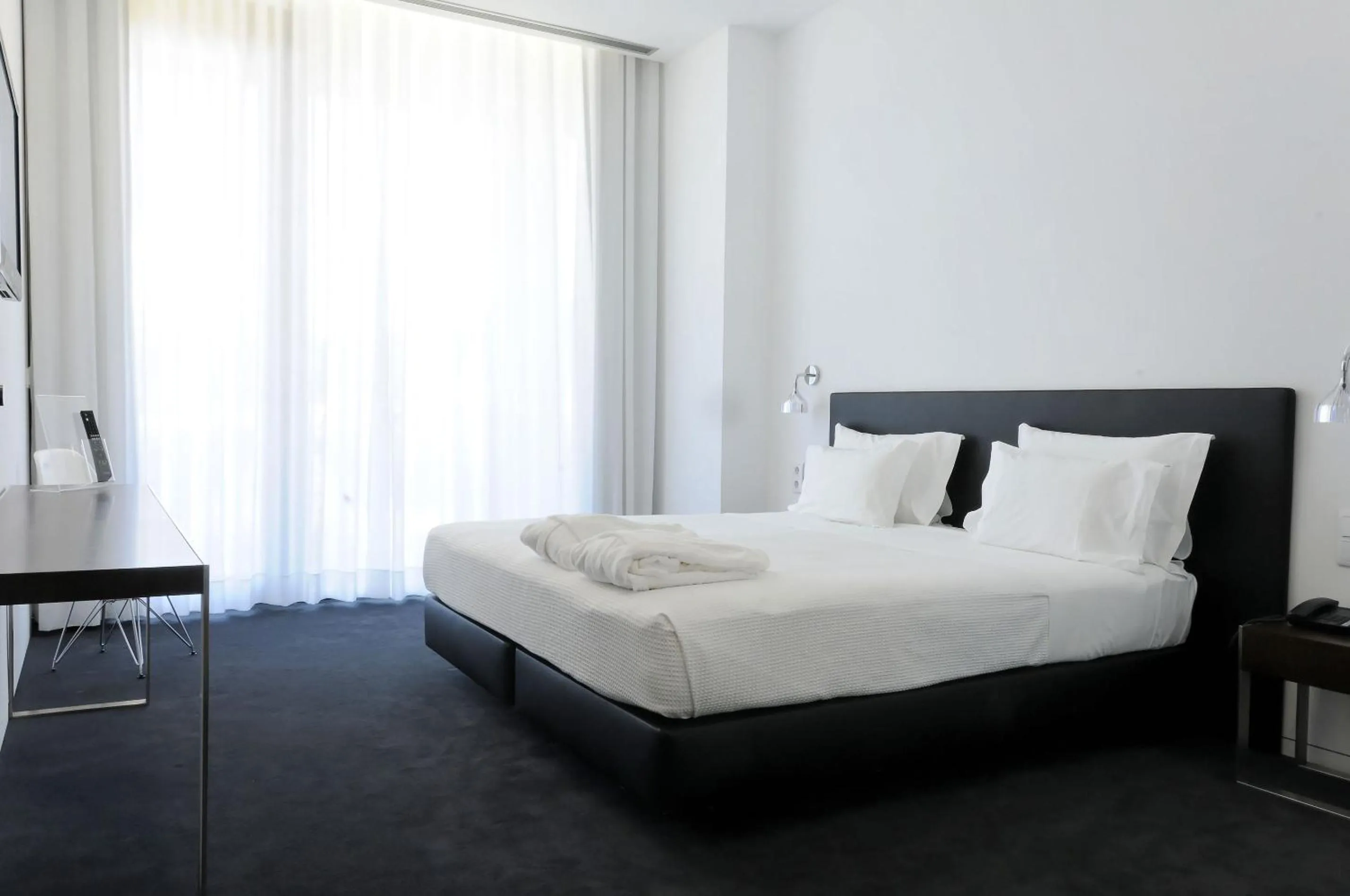 Bed in Open Village Sports Hotel & Spa Club