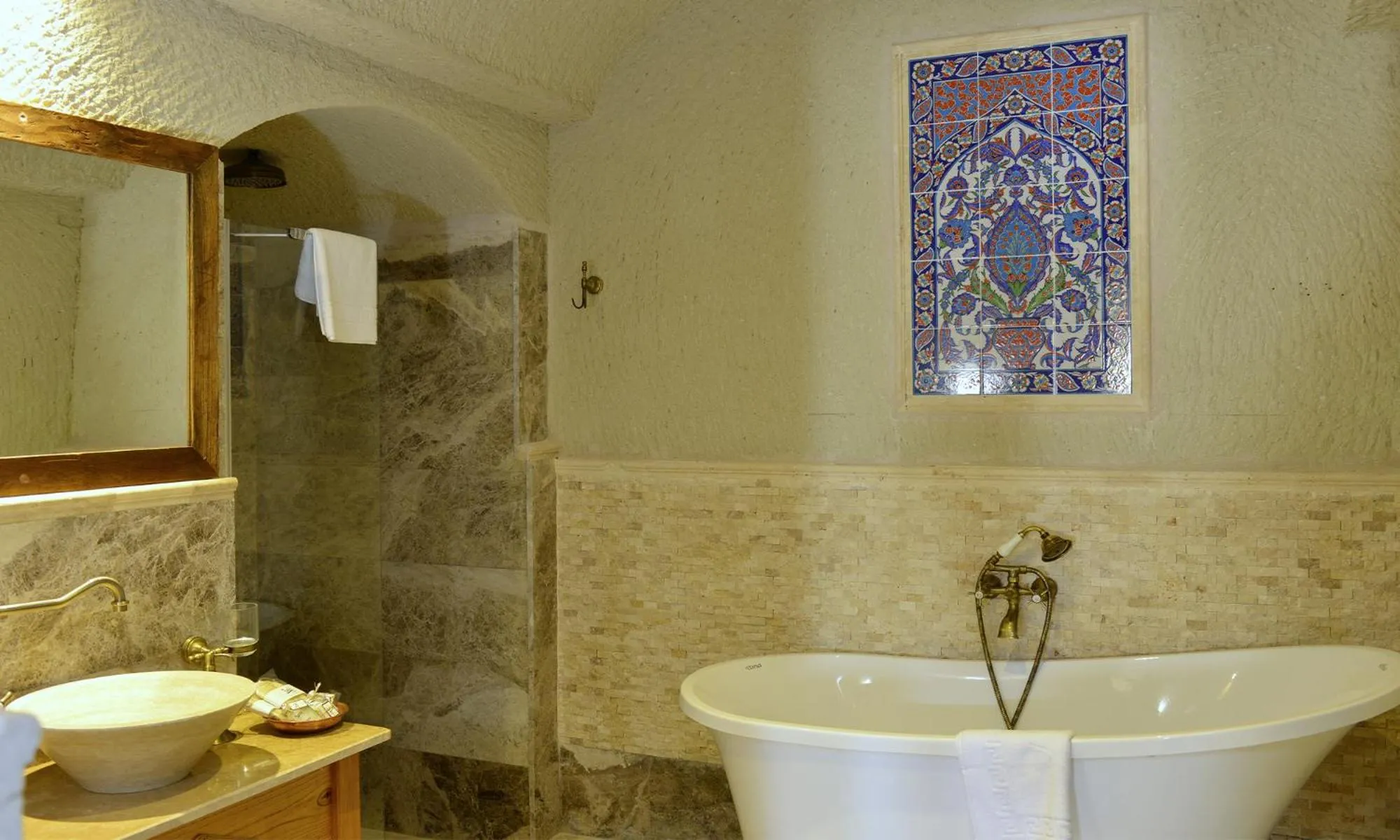 Shower in Seki Cave Suites