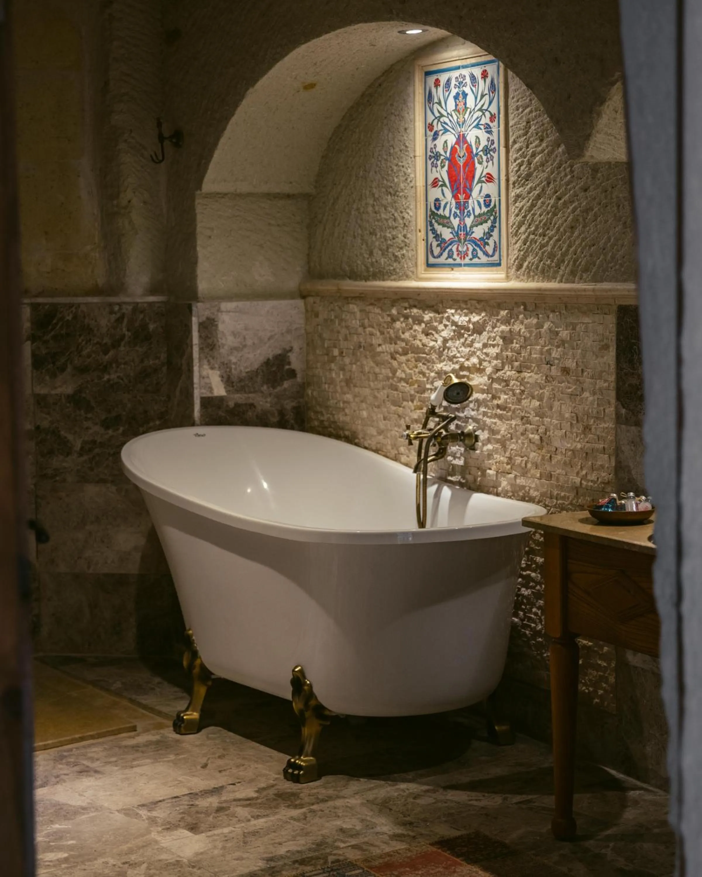 Bathroom in Seki Cave Suites