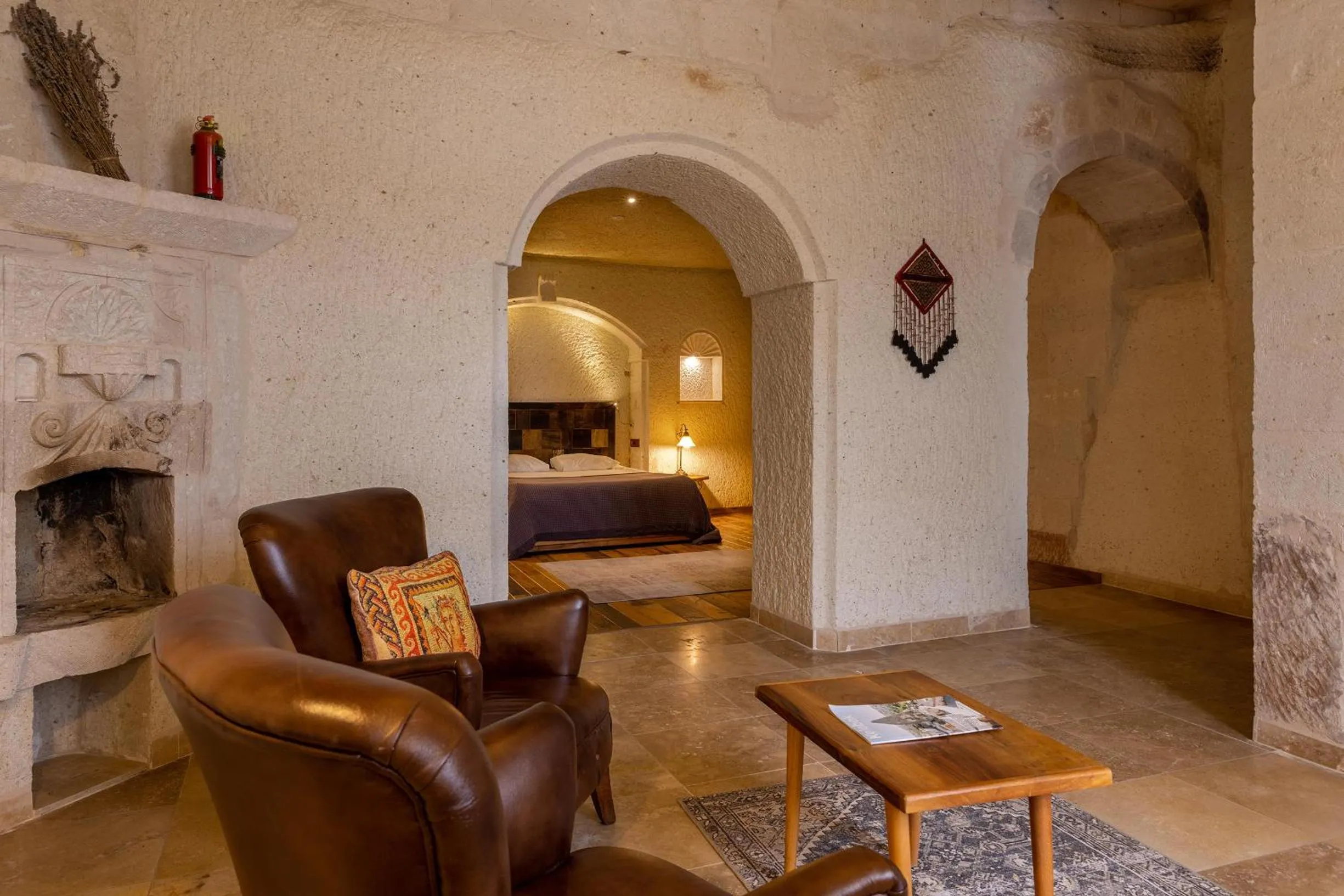 Living room in Seki Cave Suites