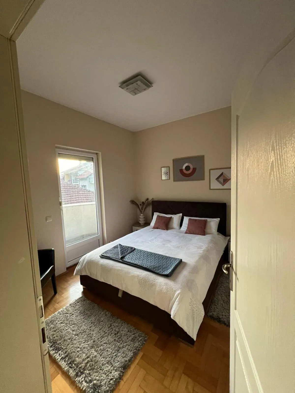 Bedroom in Apartment Krin