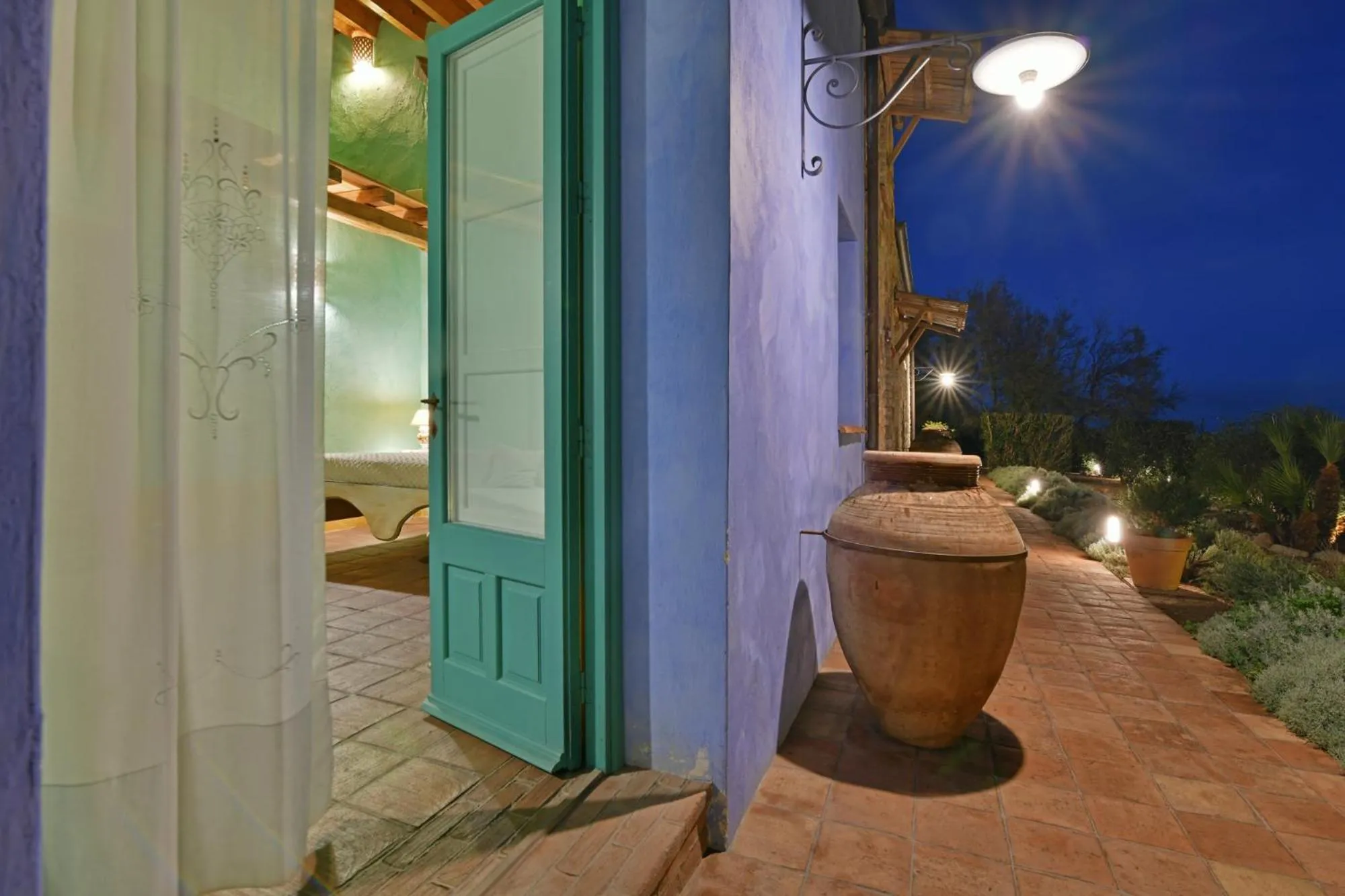 Property building in Terre Di Himera