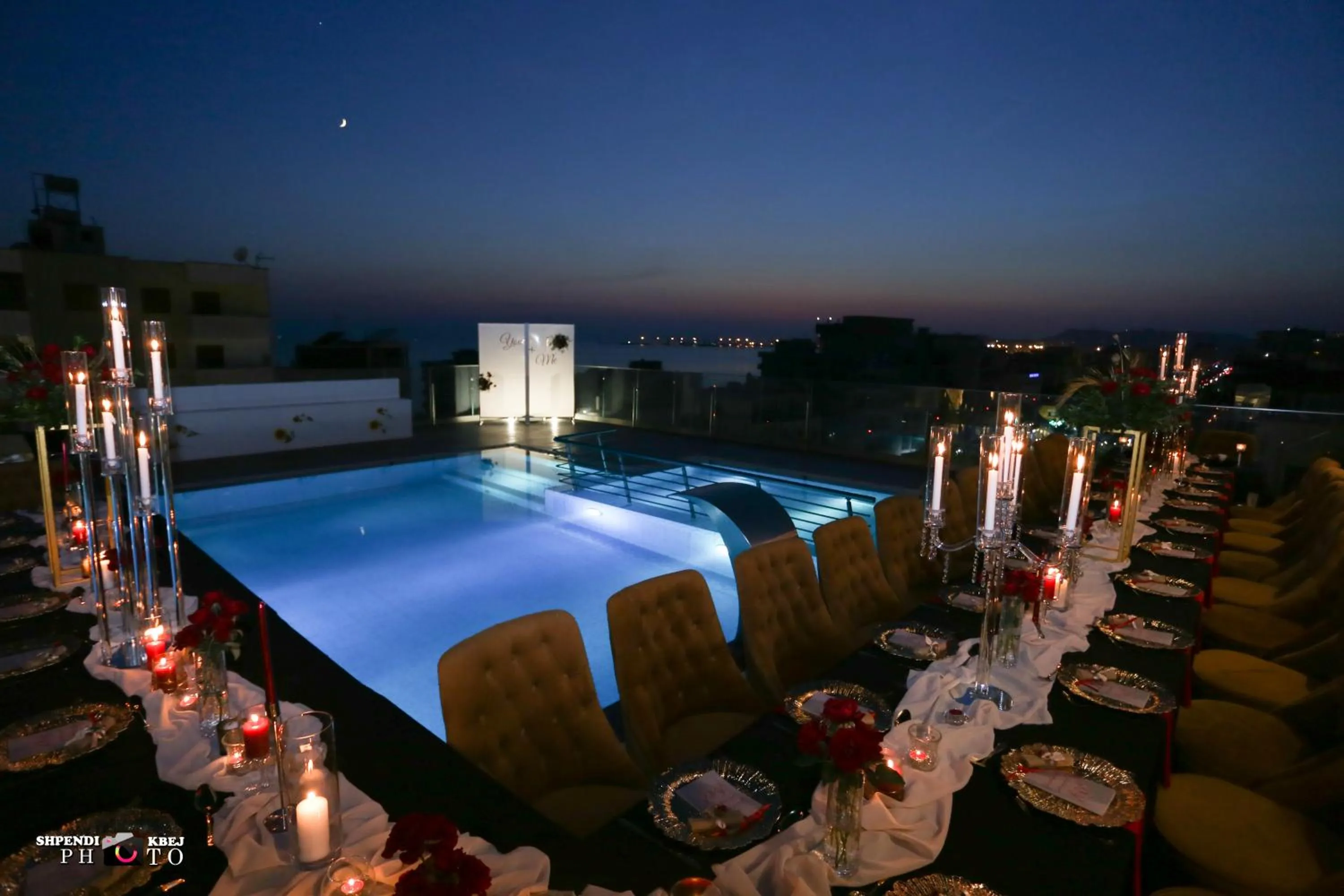 Night in Hotel Empire Albania