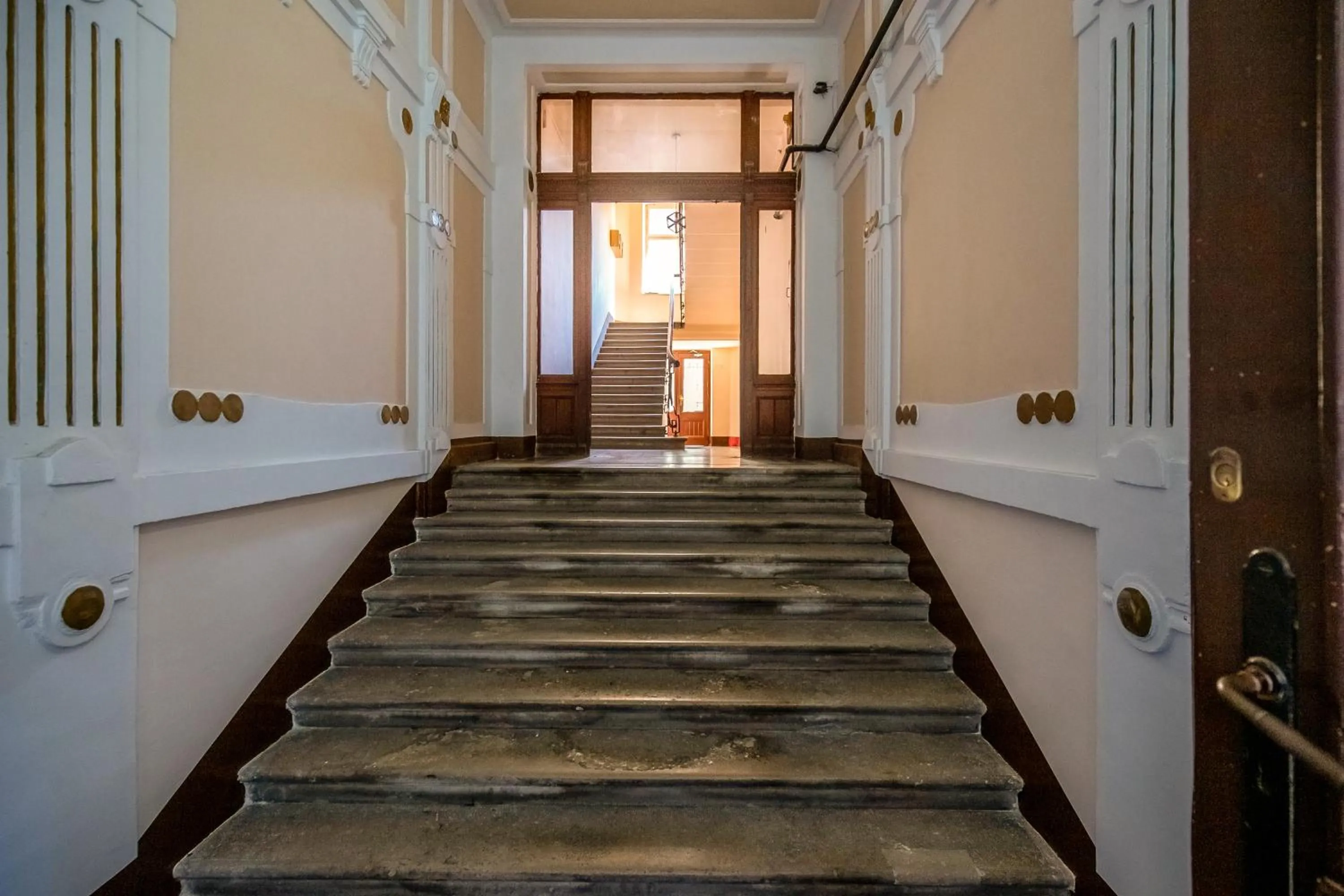 Facade/entrance in Number 1 Deluxe Apartments