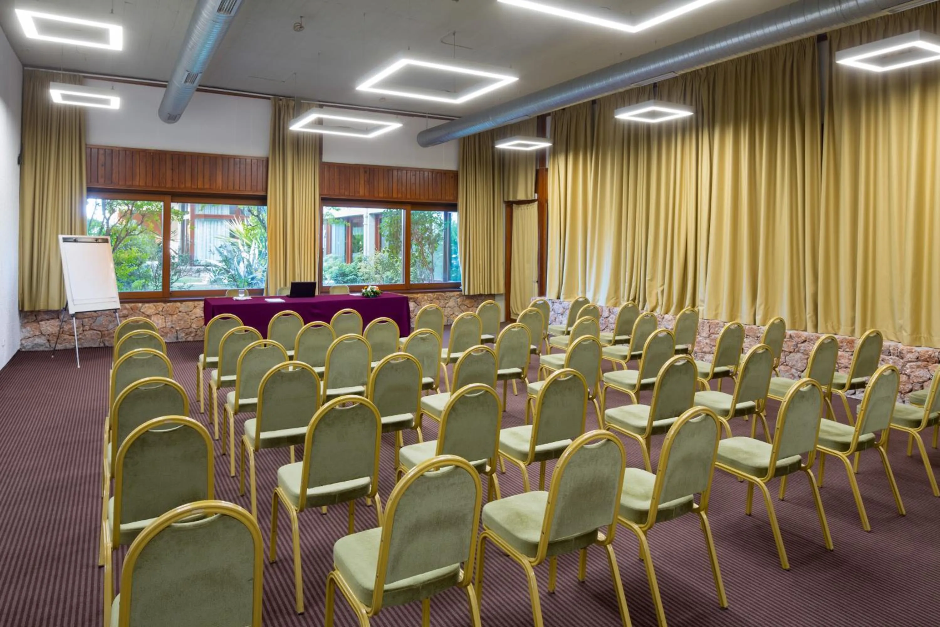 Meeting/conference room in Amalia Hotel Delphi