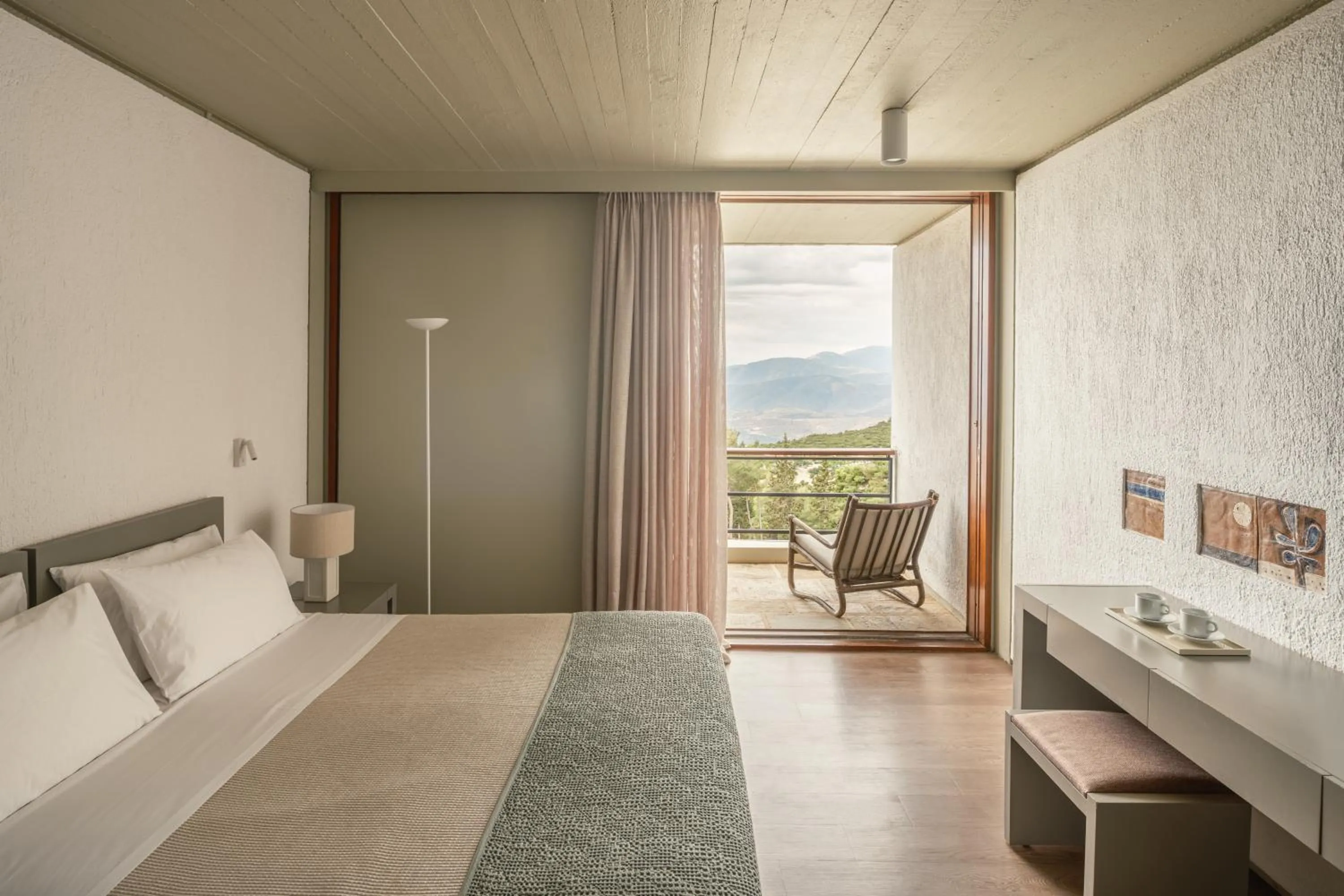 Bed in Amalia Hotel Delphi