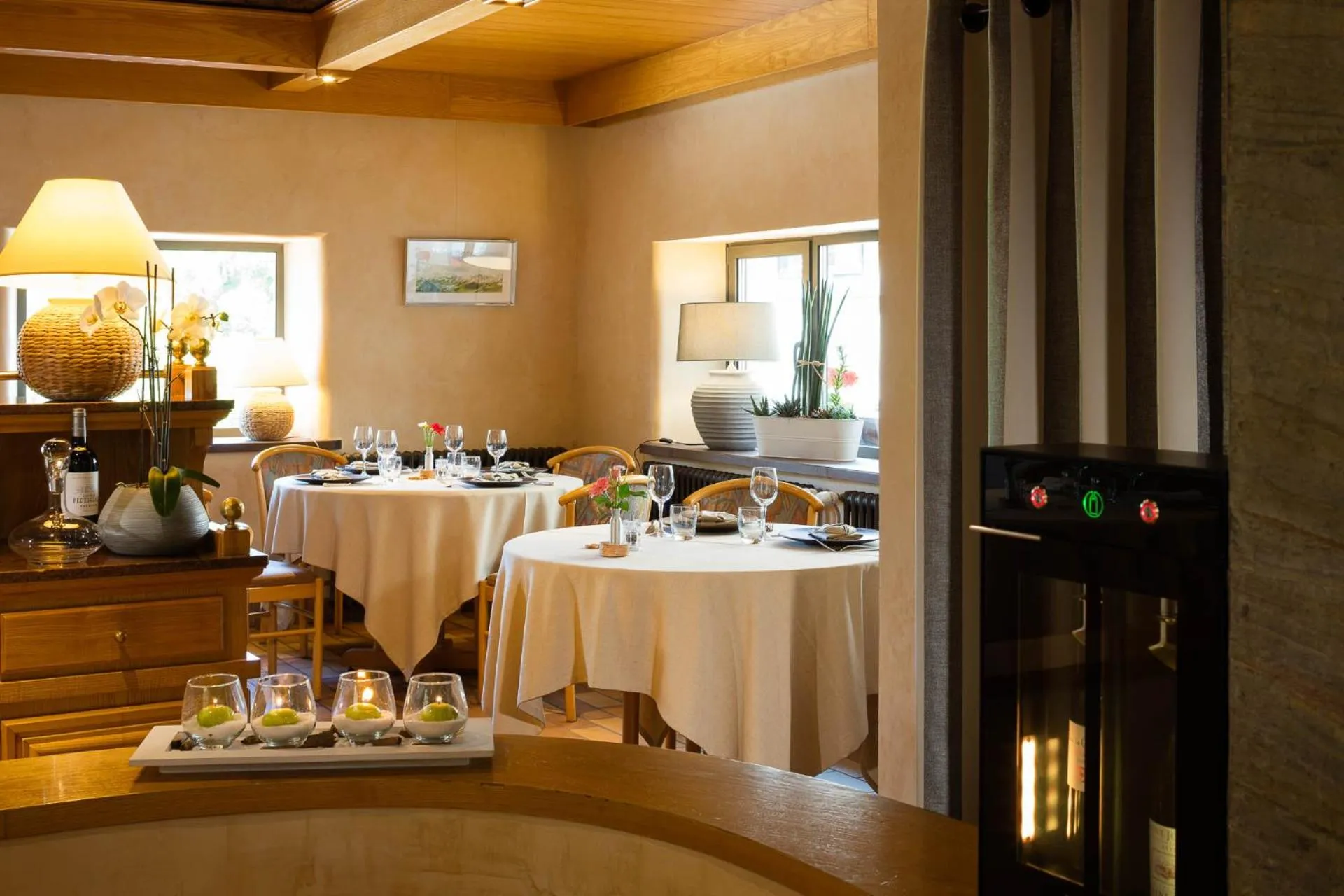 Restaurant/places to eat in Hotel le Chalet