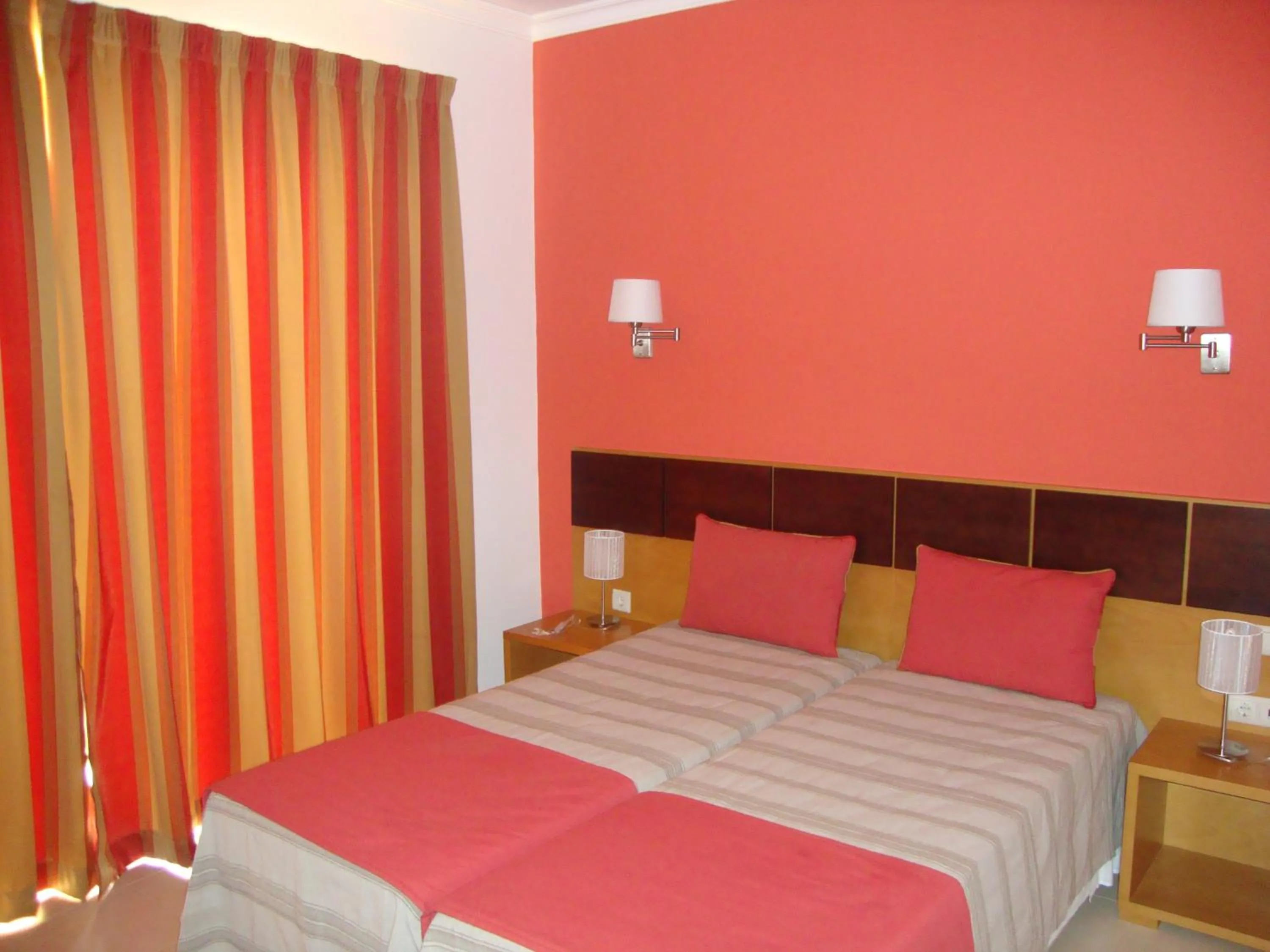 Bedroom, Bed in Mantamar Apartamentos