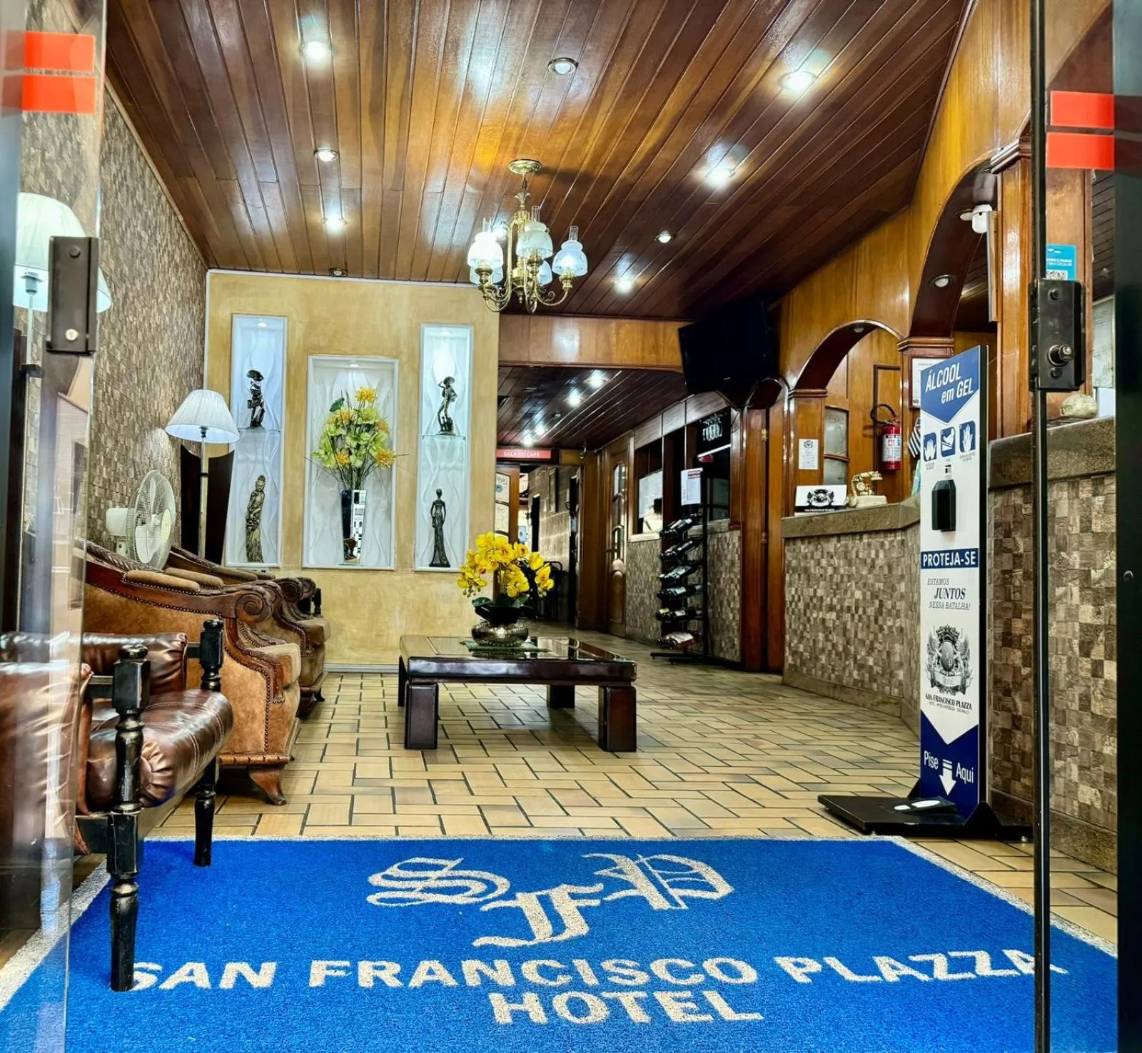 Lobby or reception in San Francisco Plazza Hotel