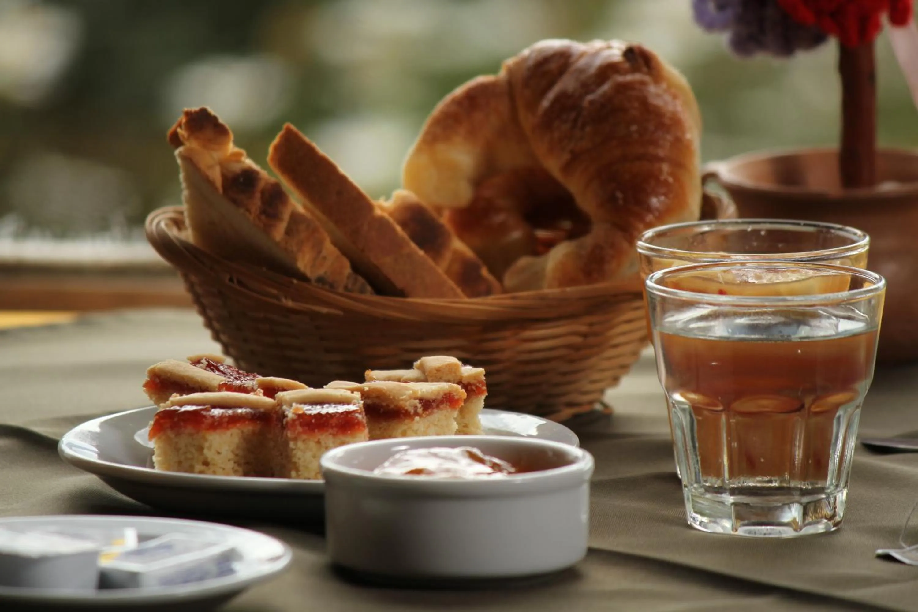 Buffet breakfast in Posada La Guadalupe
