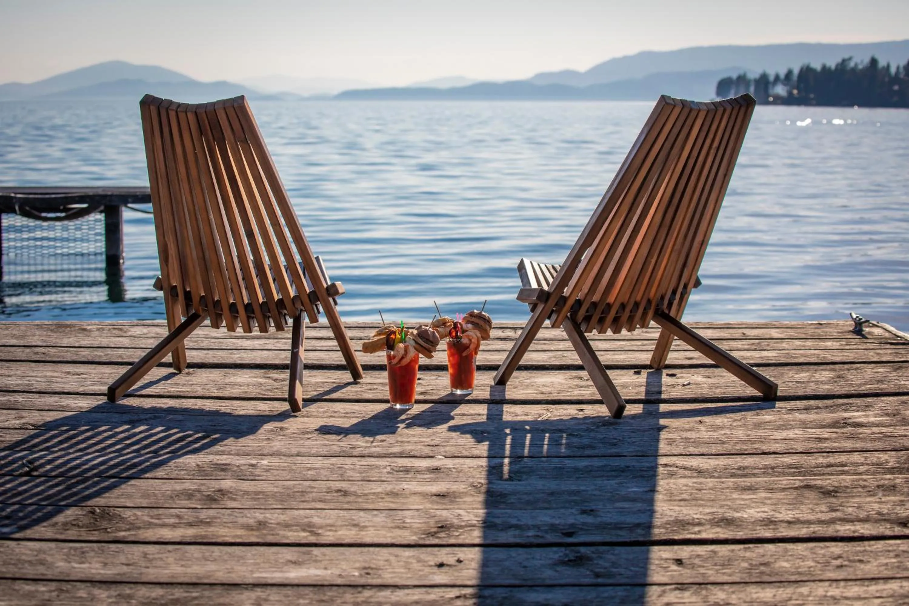 Restaurant/places to eat in The Islander Inn