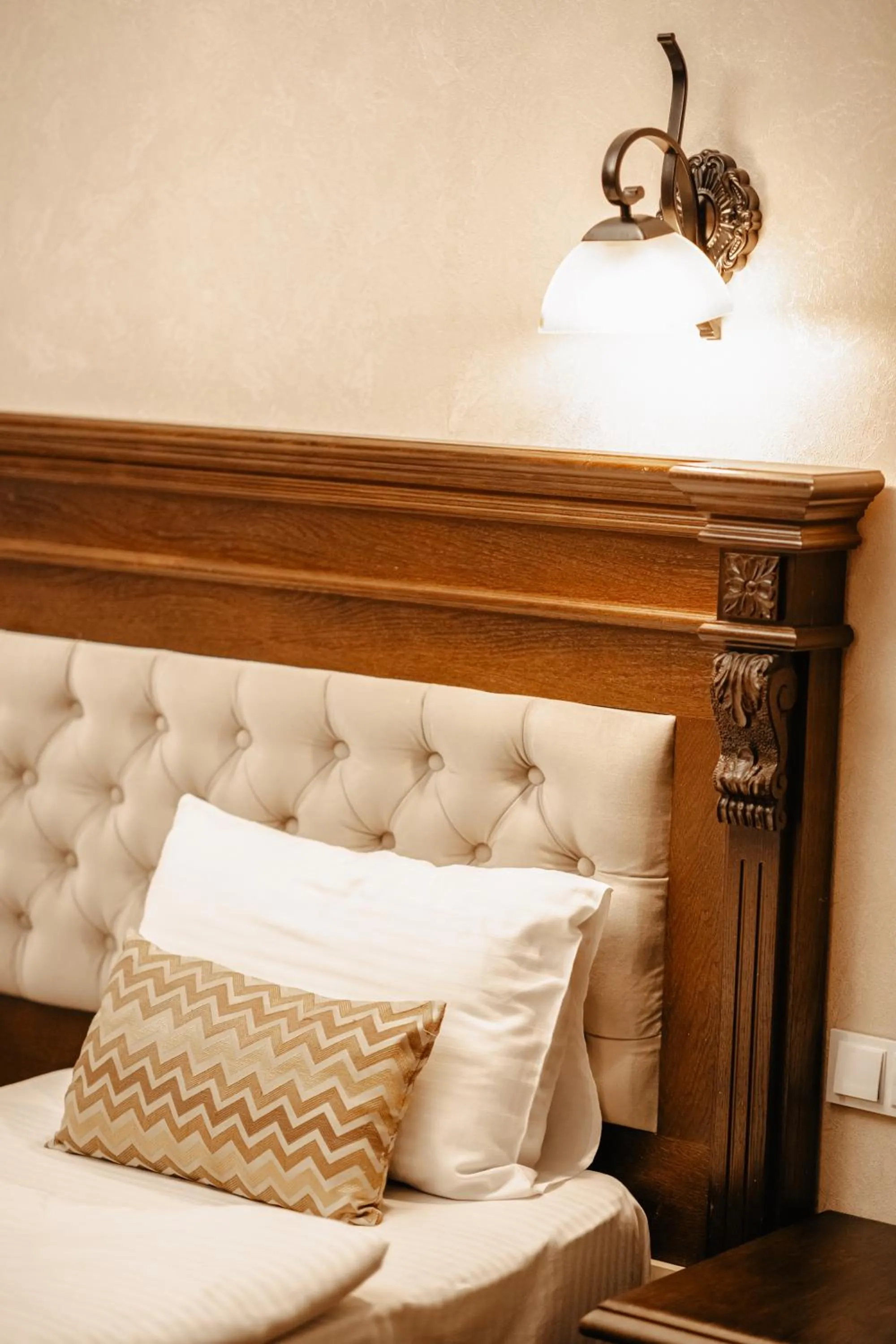 Bed in Hotel Imperial House