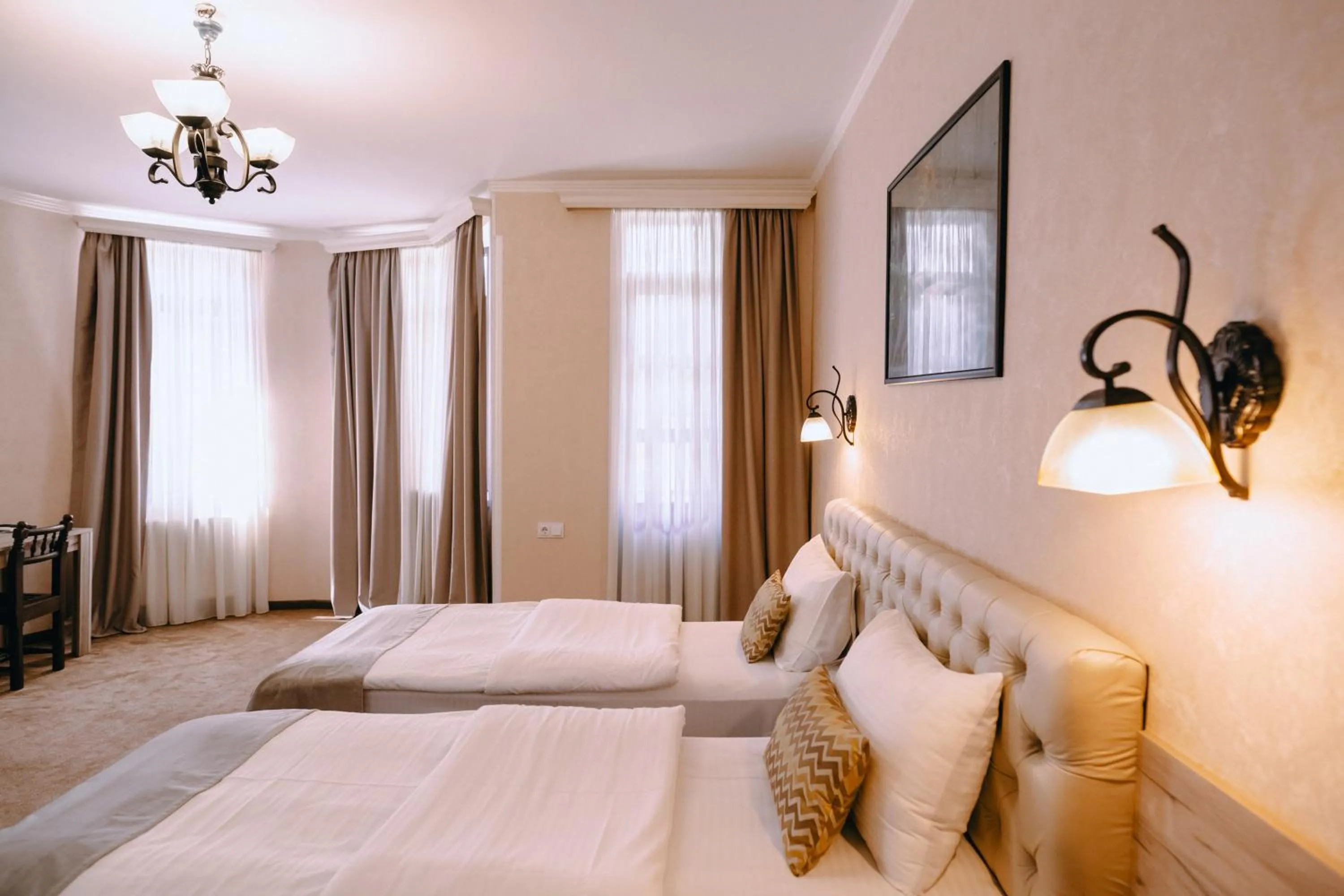 Bed in Hotel Imperial House