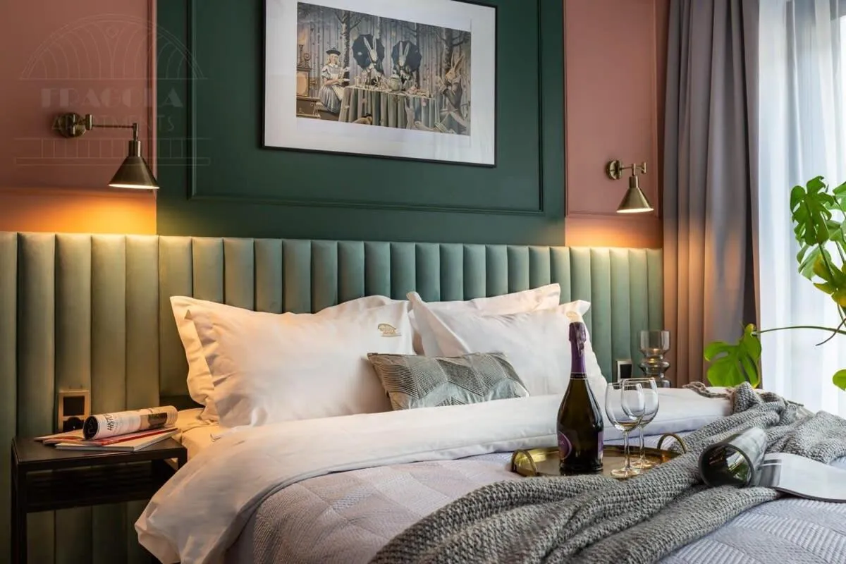 Other, Bed in Modern View of Planty Park