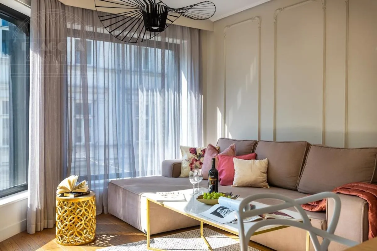 Other in Modern View of Planty Park