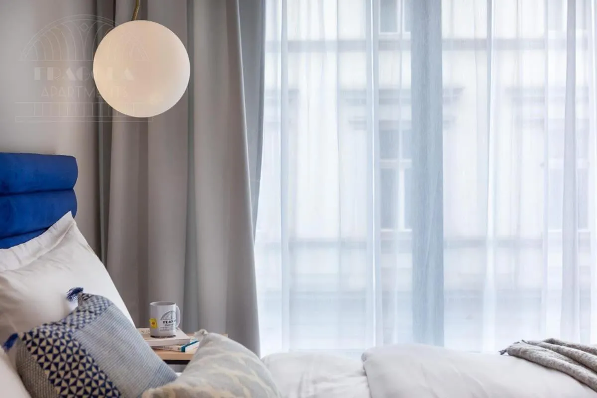 Other, Bed in Modern View of Planty Park