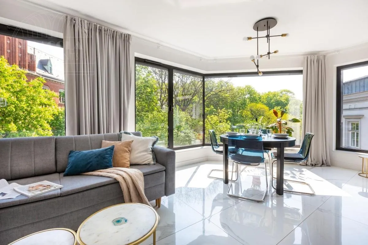 Other in Modern View of Planty Park