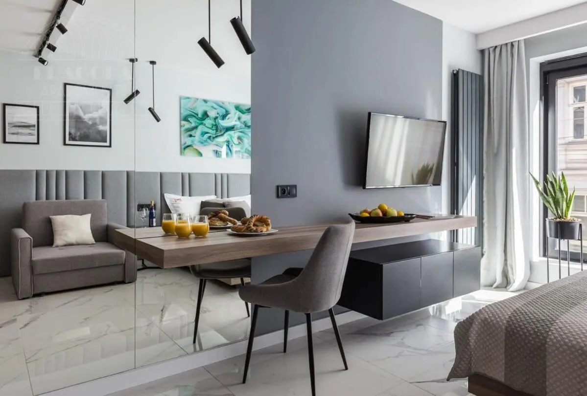 Other in Modern View of Planty Park