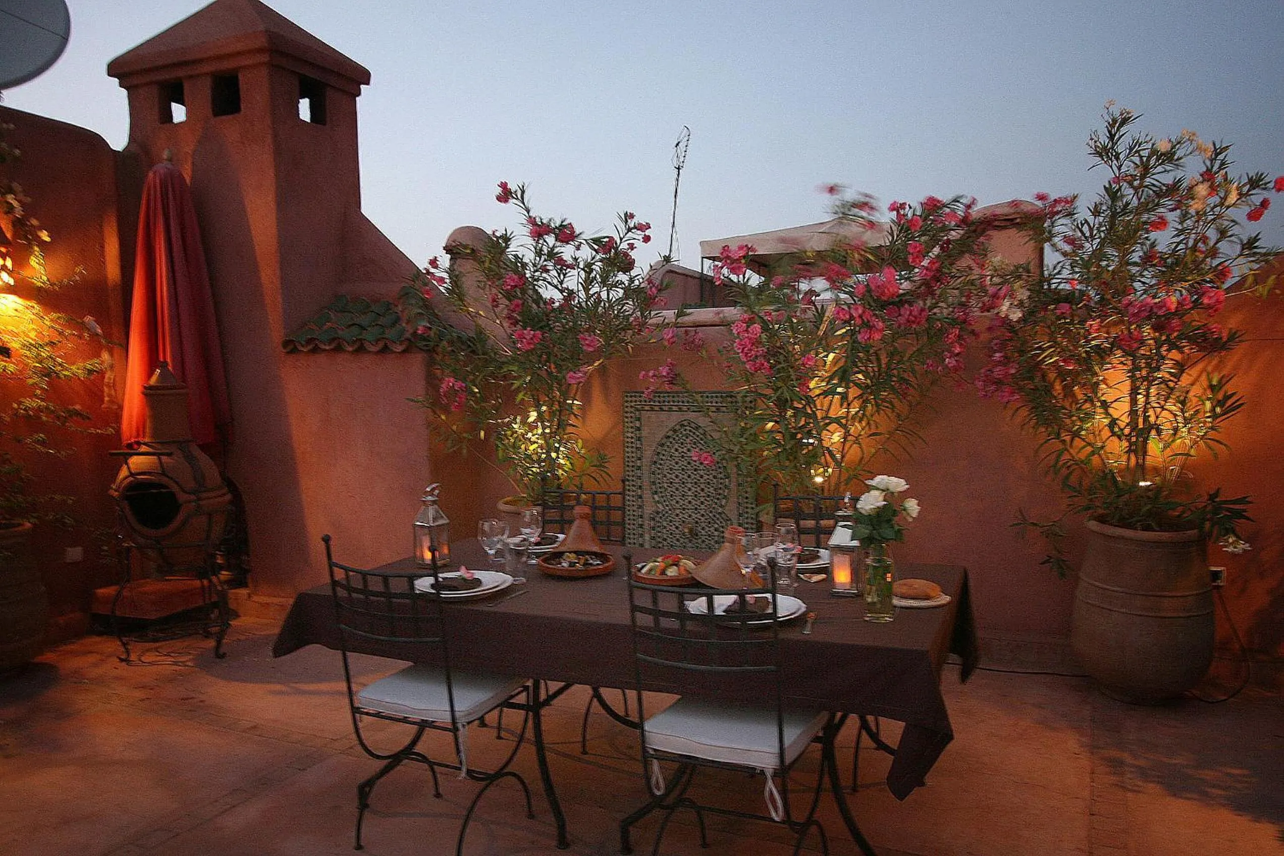 Patio in Riad Chameau FDC Hôtel SPA