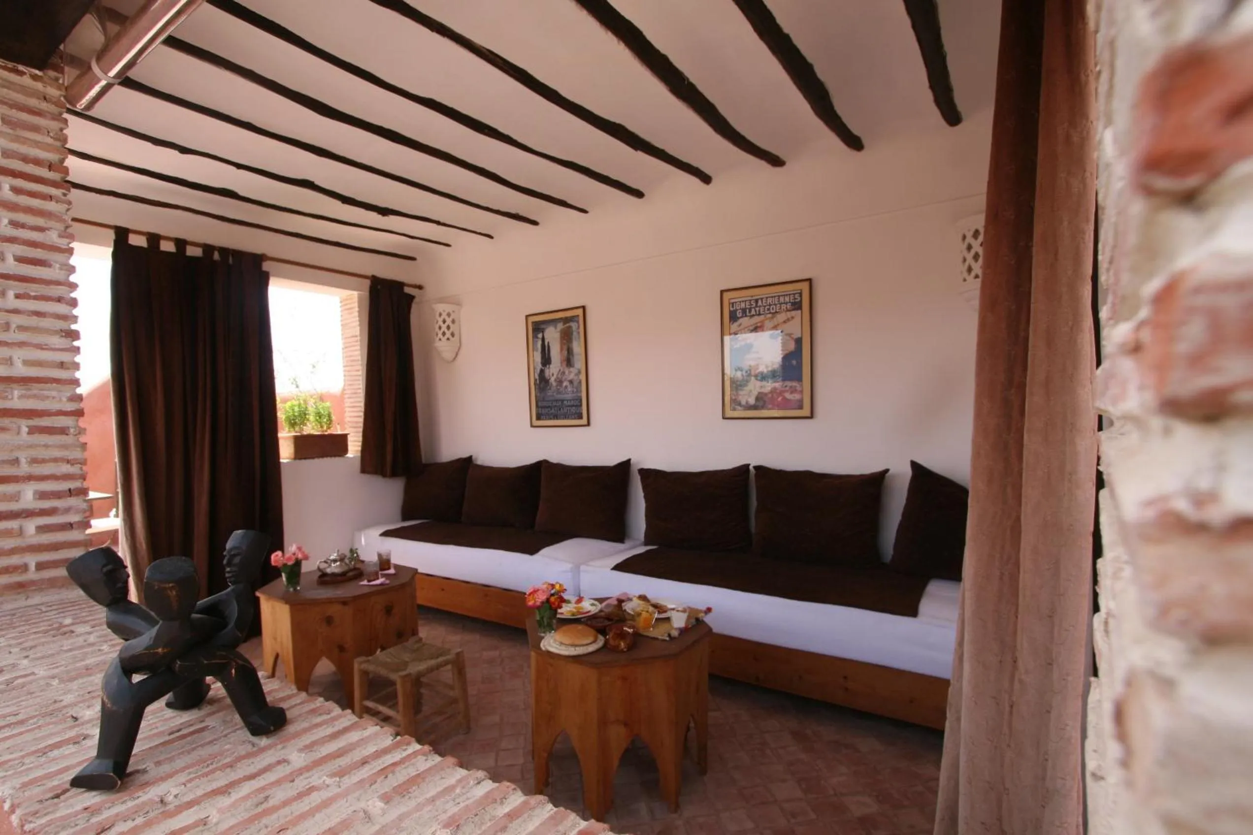 Patio in Riad Chameau FDC Hôtel SPA