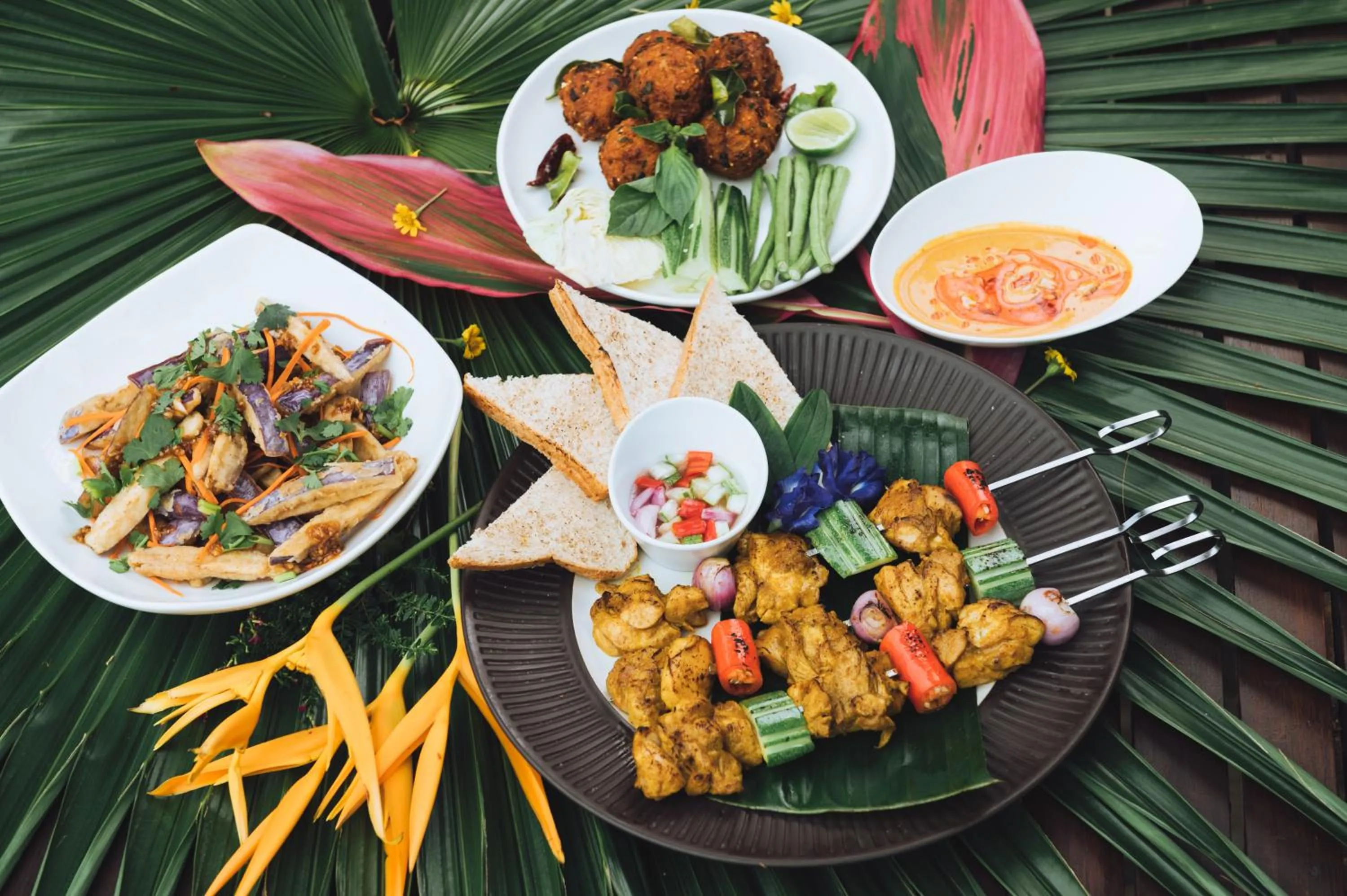 Food in Phayamas Private Beach Resort and Island Brew - Adults Only