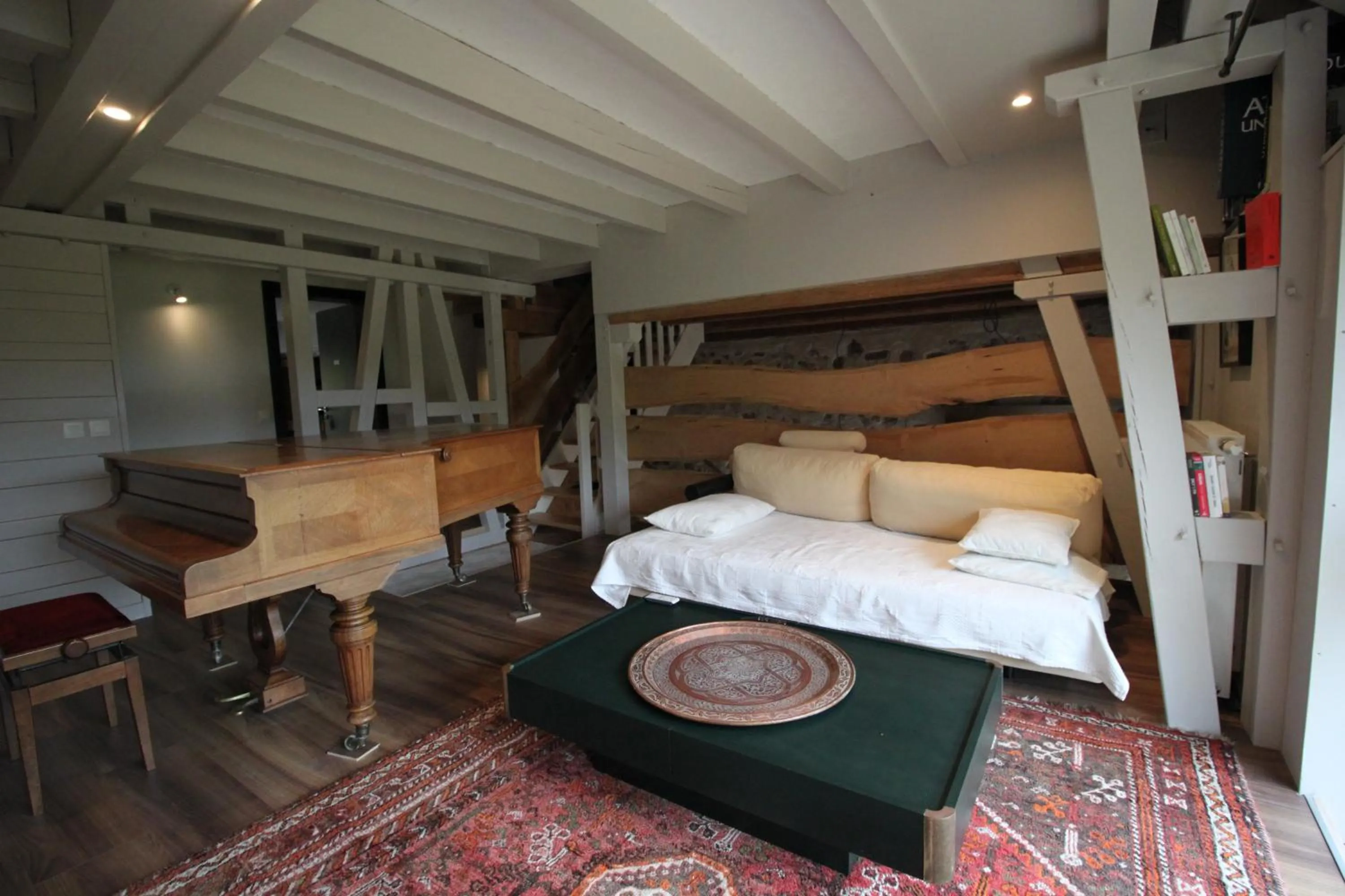 Property building in La Colline Du Baa - Maison d'hôtes d'exception