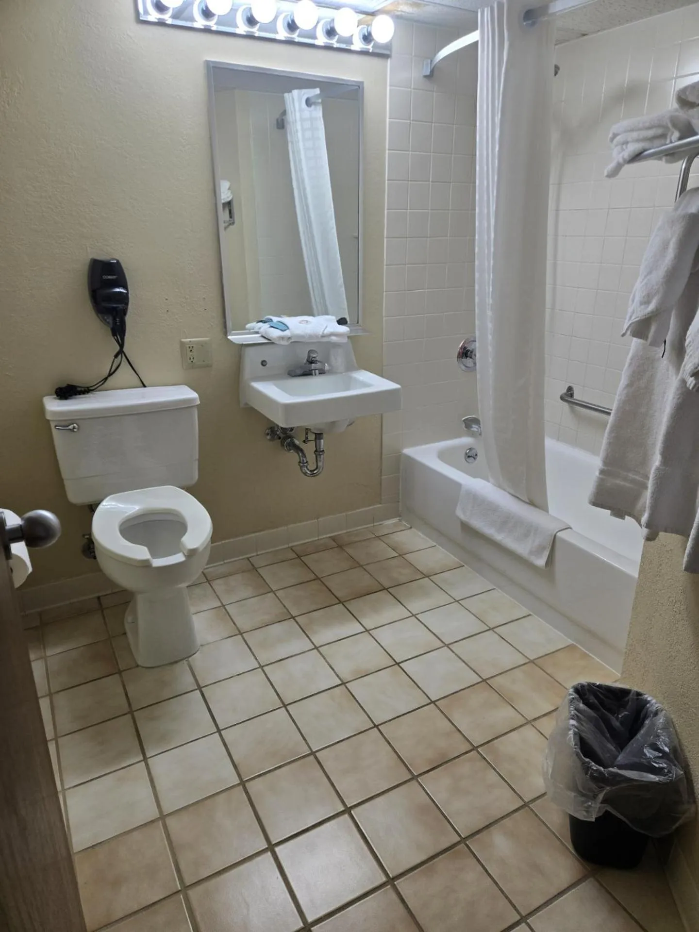 acessibility in Barkers Island Inn Resort & Conference Center