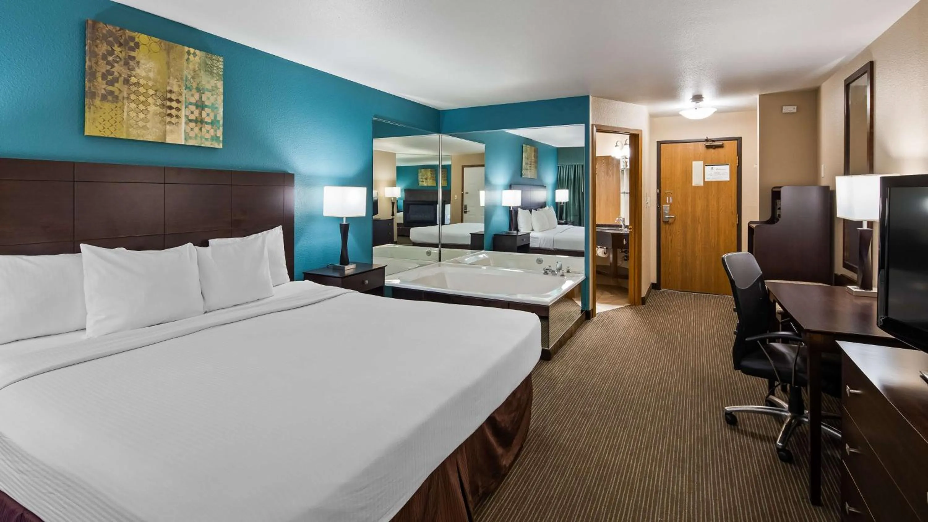 Bedroom, Bed in Best Western Galena Inn & Suites