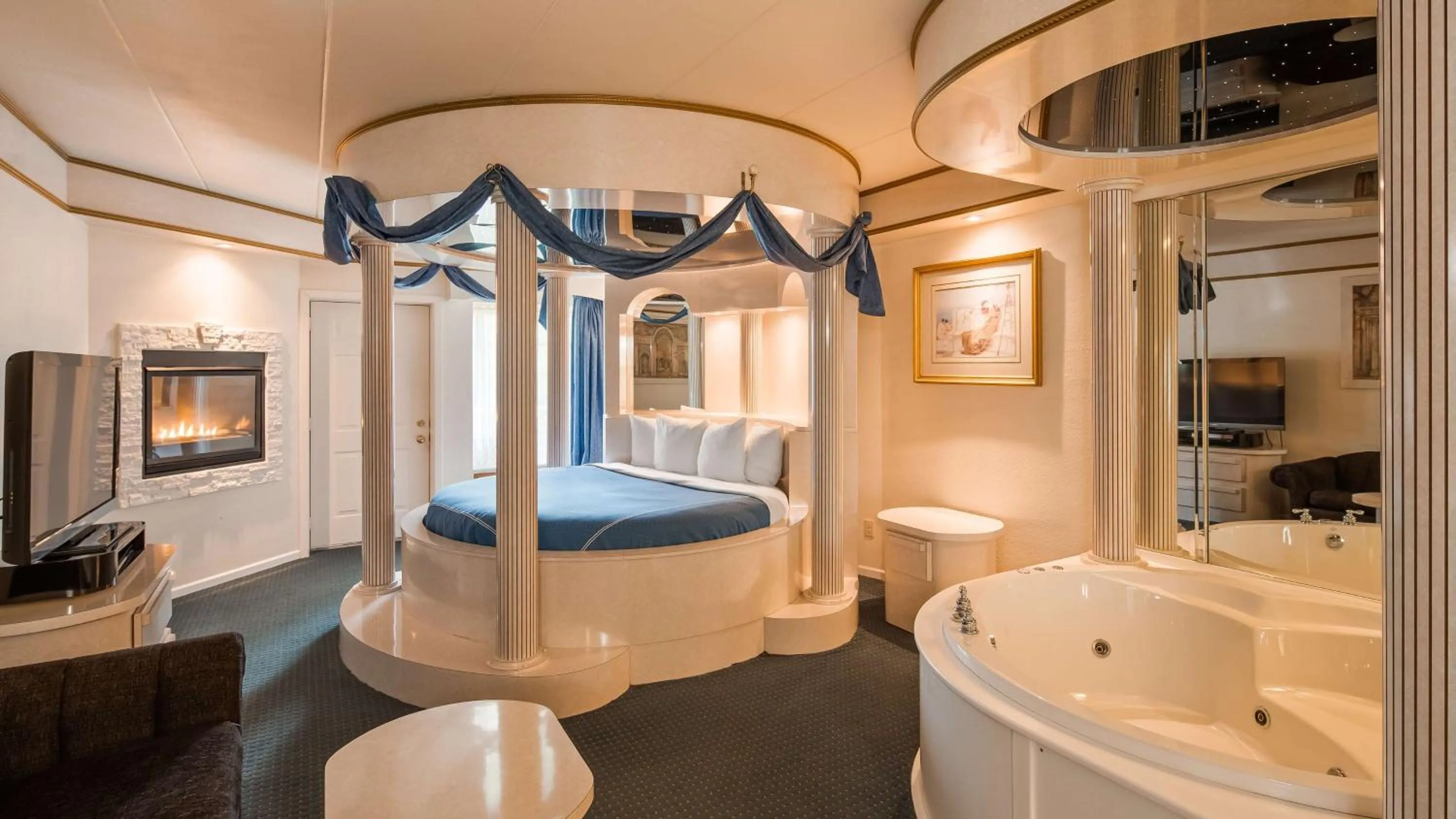 Photo of the whole room, Bed in Best Western Galena Inn & Suites