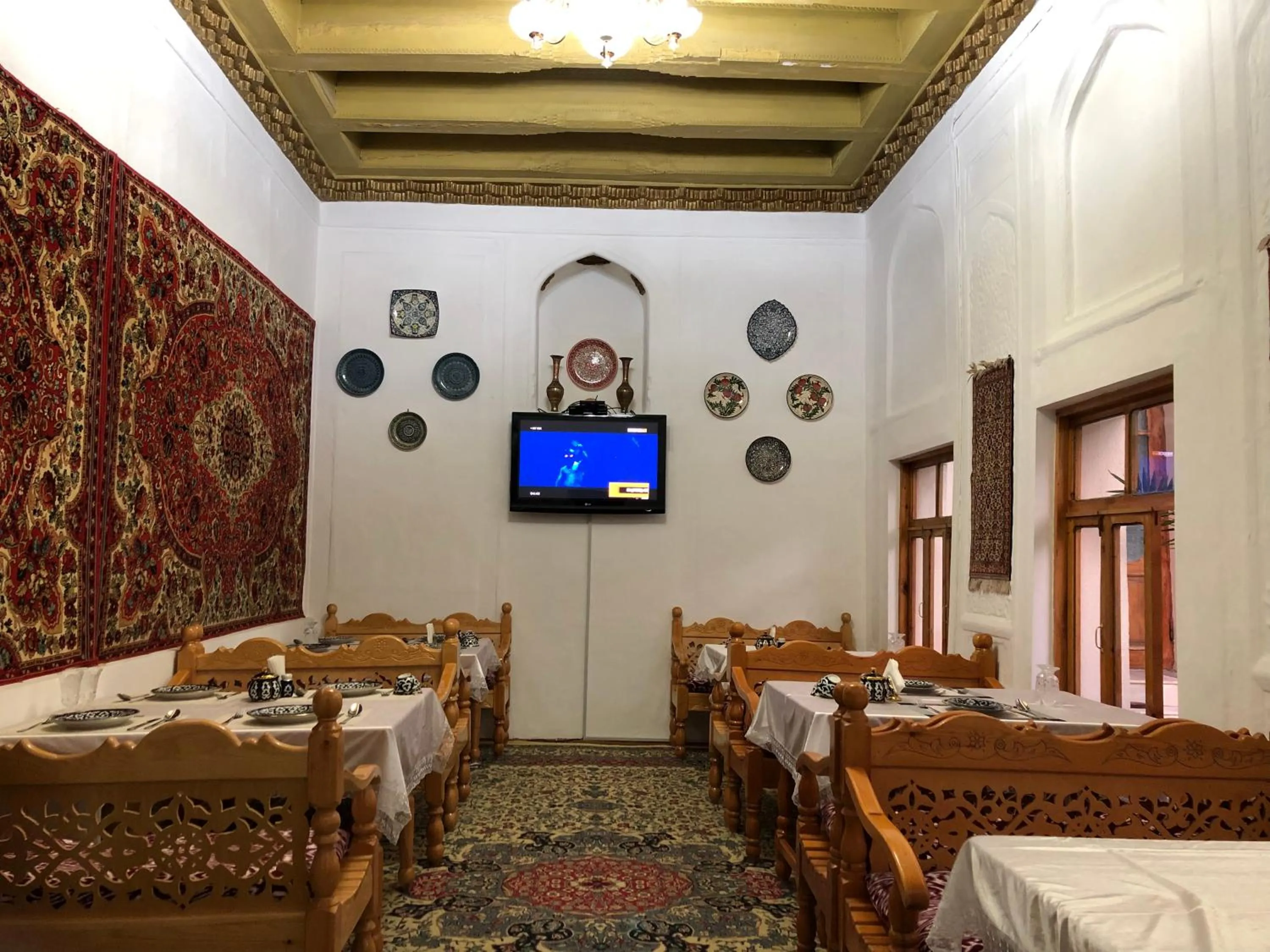 Restaurant/places to eat, Bed in Old Bukhara Boutique