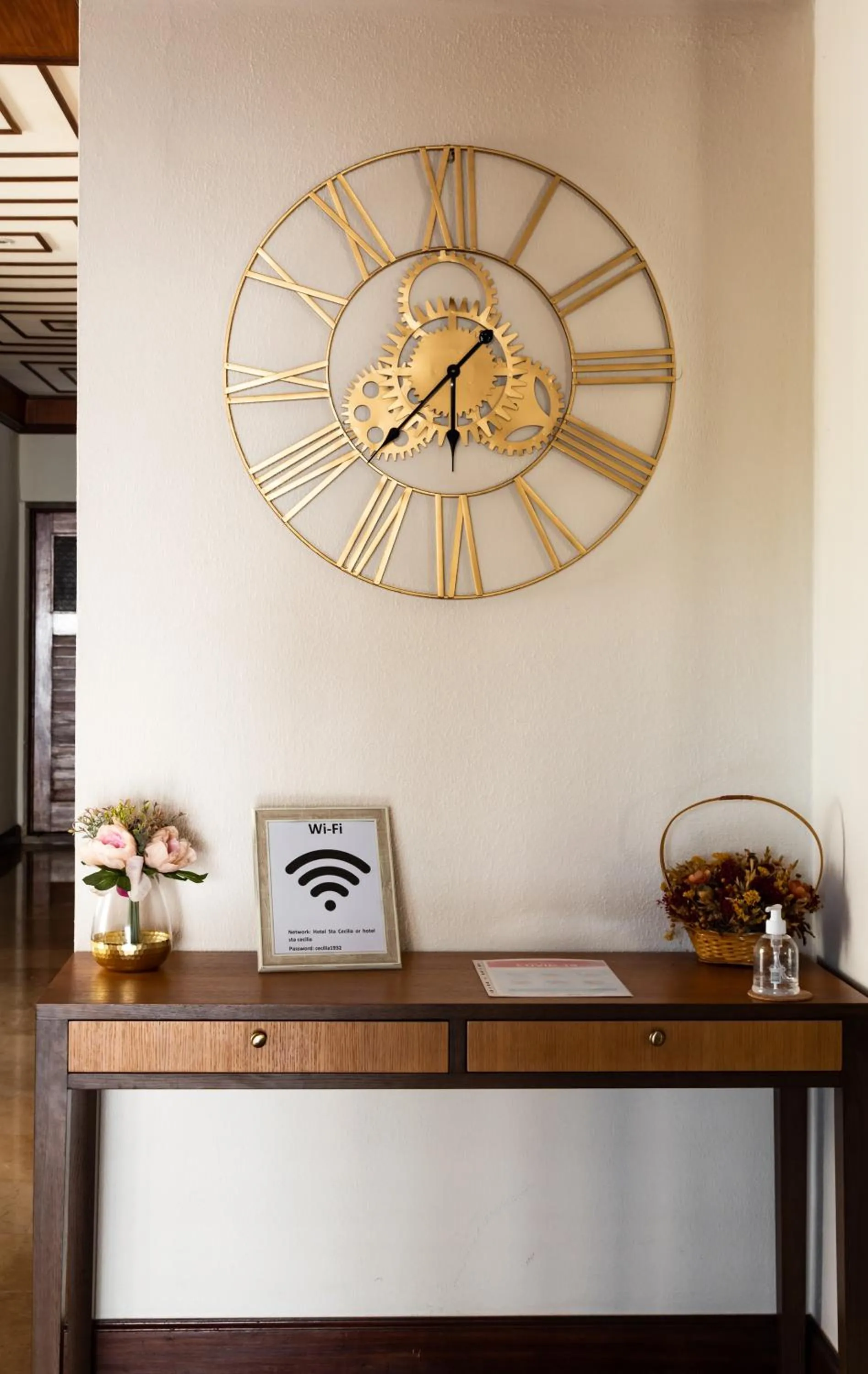 Lobby or reception in Hotel Santa Cecília