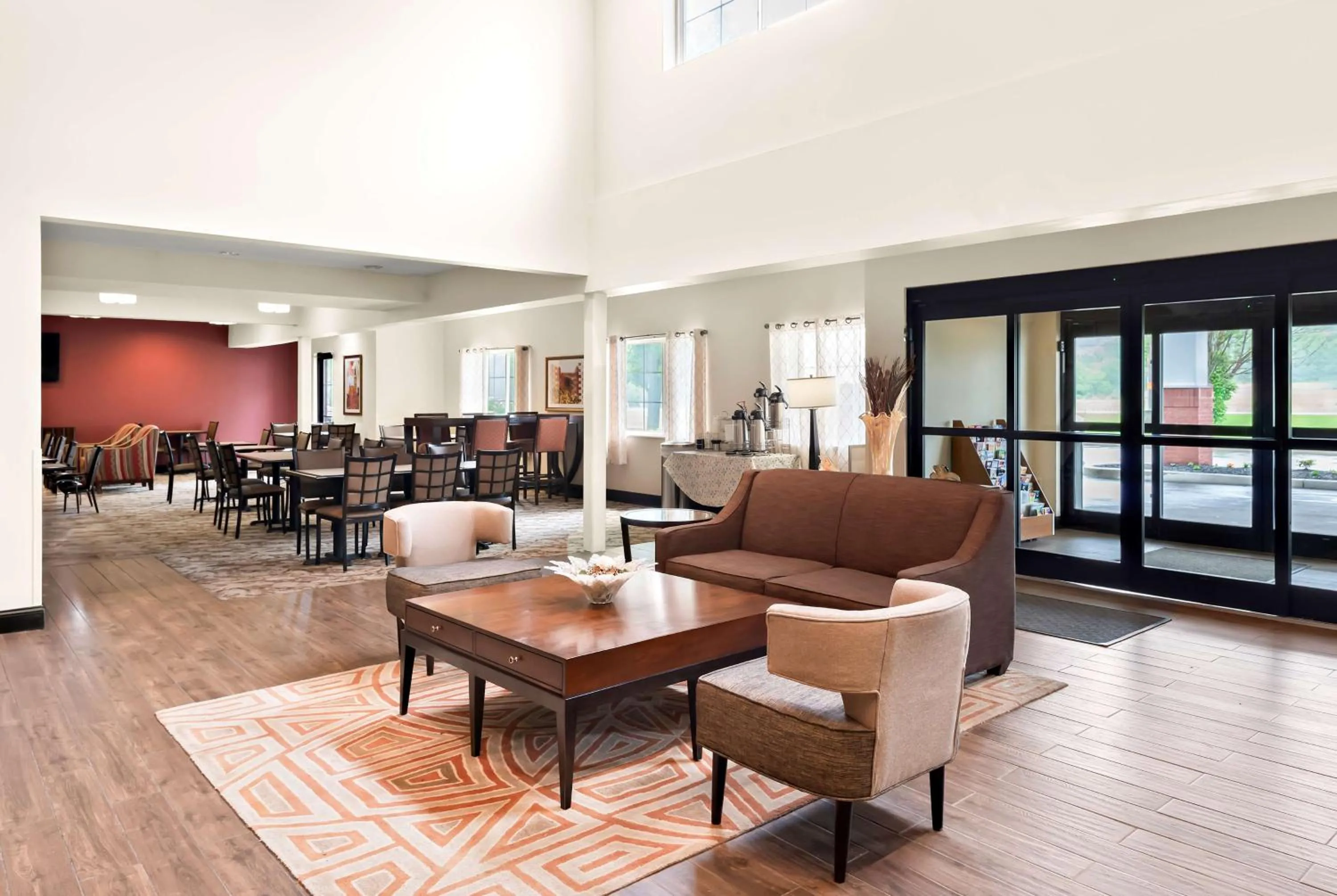 Lobby or reception in Best Western Palmyra Inn & Suites