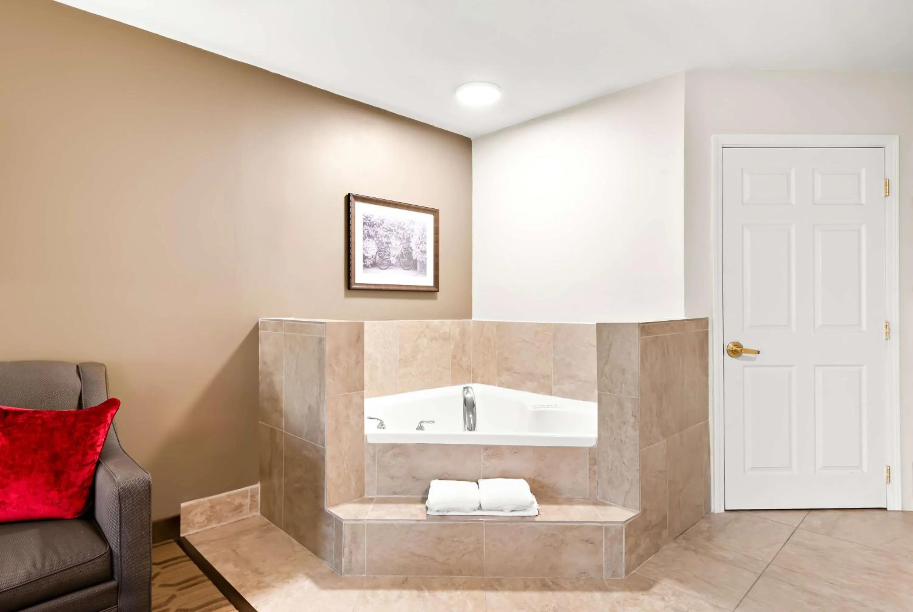 Bedroom in Best Western Palmyra Inn & Suites