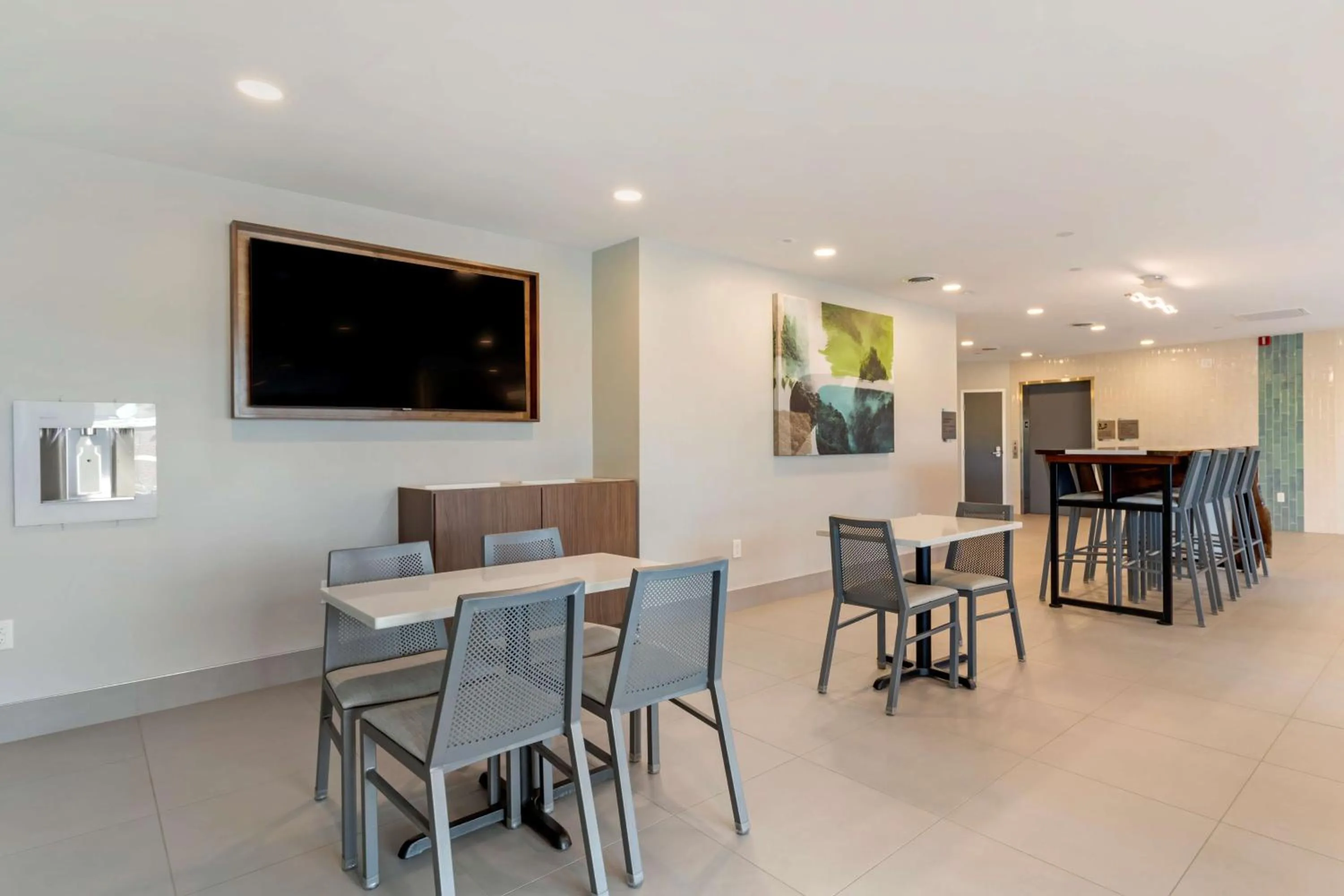 Breakfast in Hotel LeBlanc Best Western Signature Collection