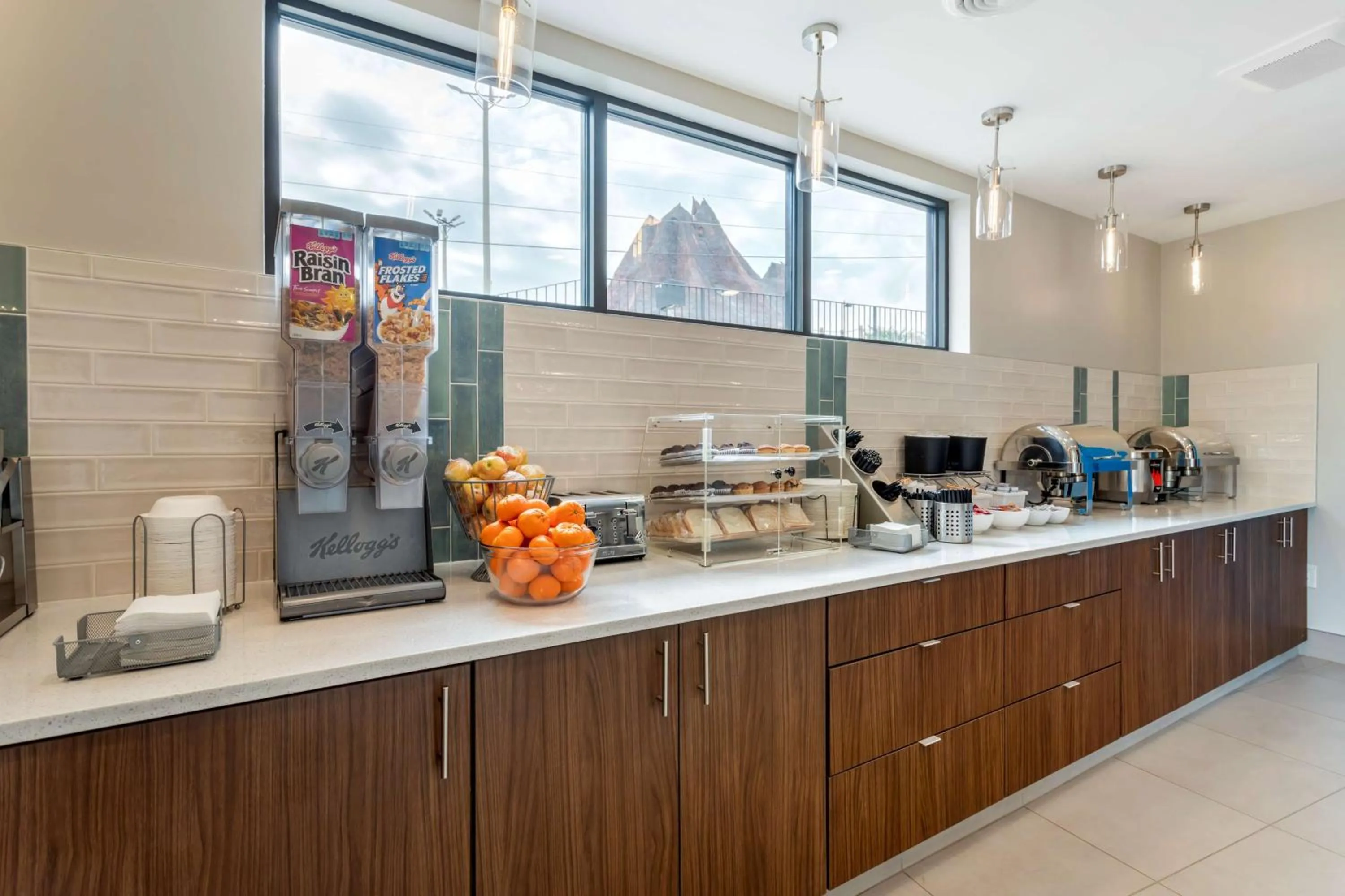 Breakfast in Hotel LeBlanc Best Western Signature Collection