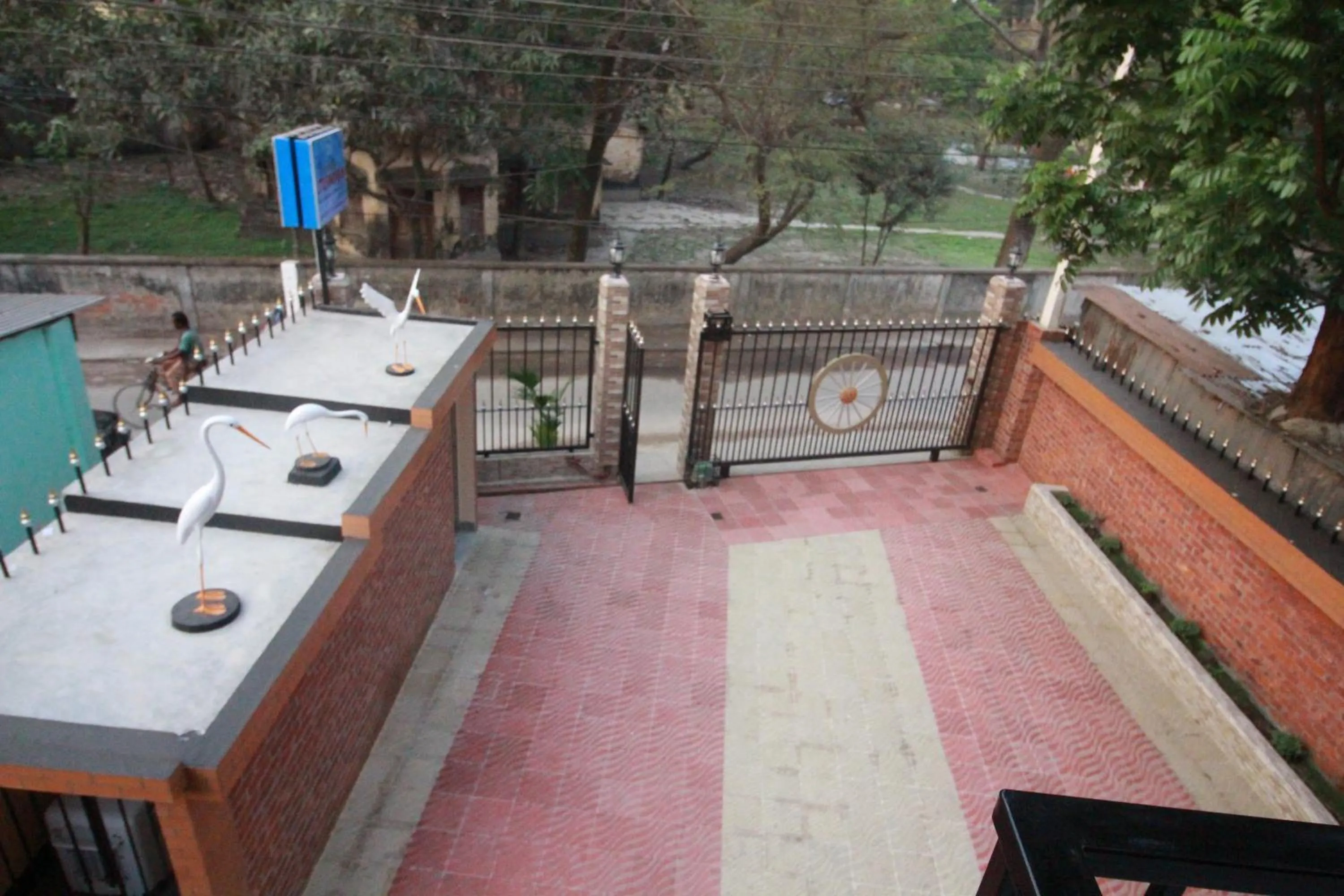 Little Rangpur Inn