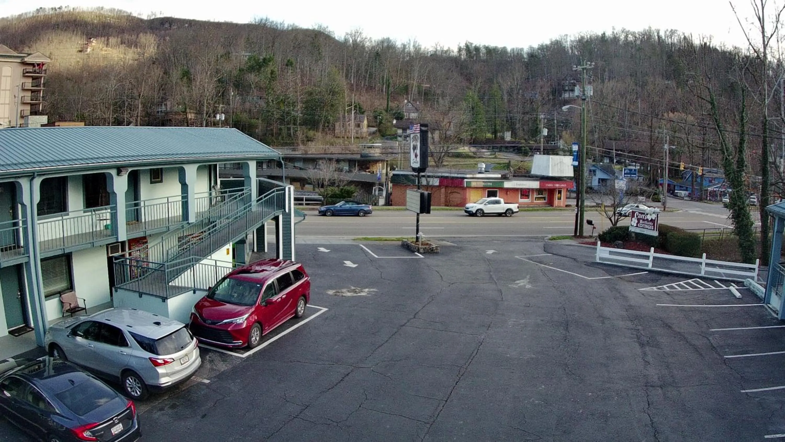 City view in Country Town N' Suites