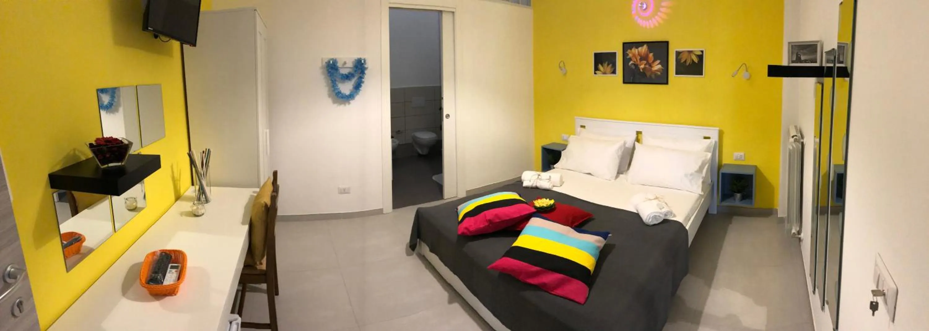 Photo of the whole room, Bed in B & B Il Giardino sul Mare