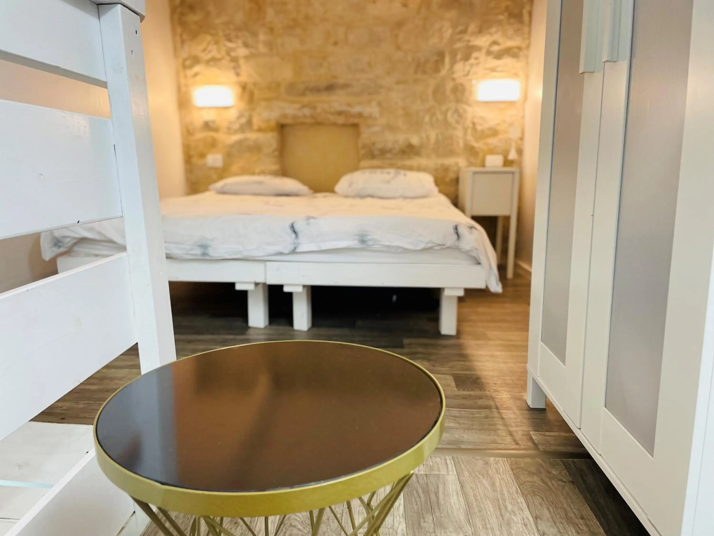 Bed in Zimmer in old City