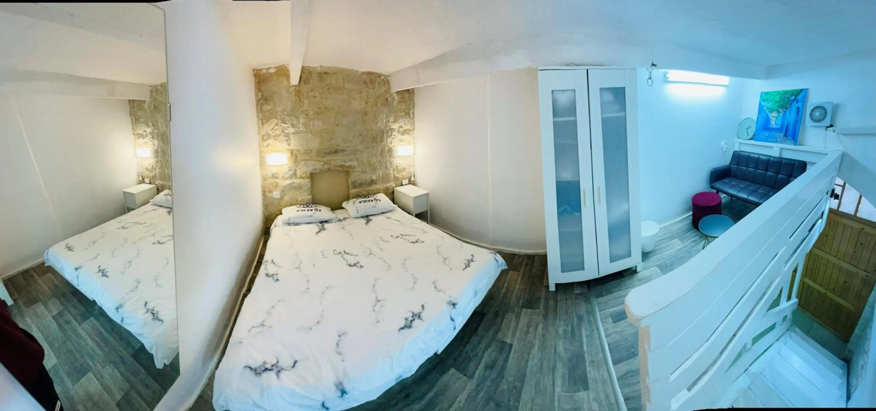 Bed in Zimmer in old City