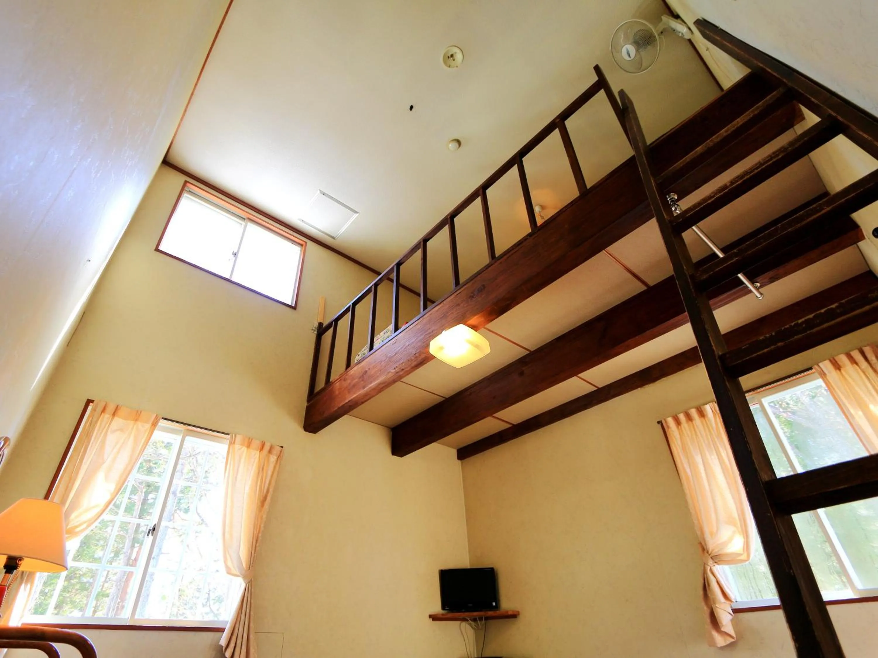 Photo of the whole room in Rantanrirun ランタンリルン