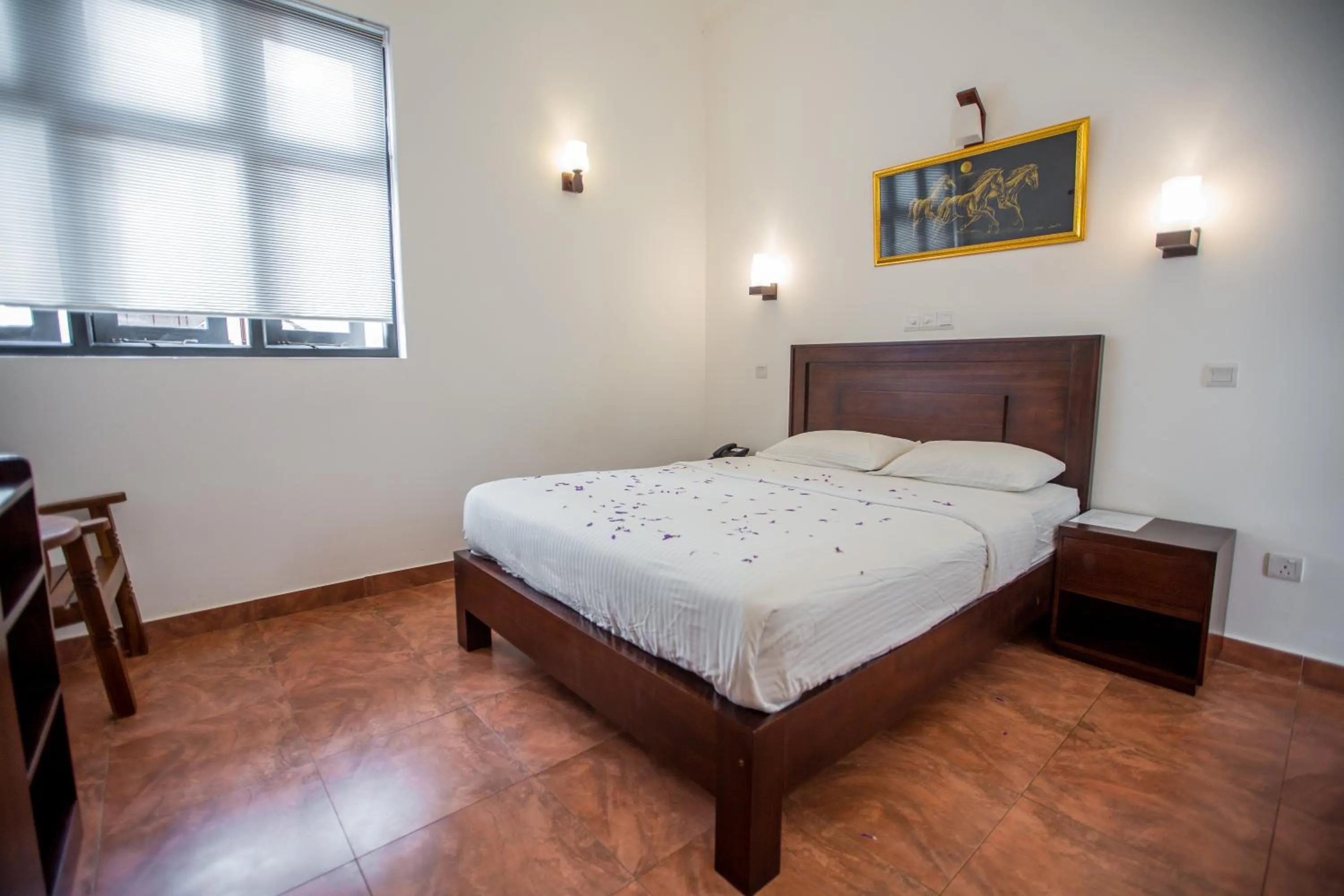 Bed in Villa Tissa Beach Resort