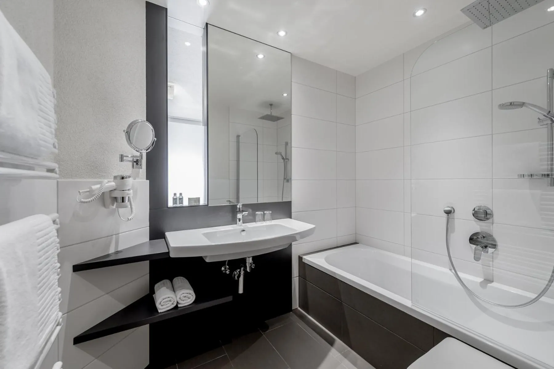 Bathroom in Hotel Garni Pirchhütt