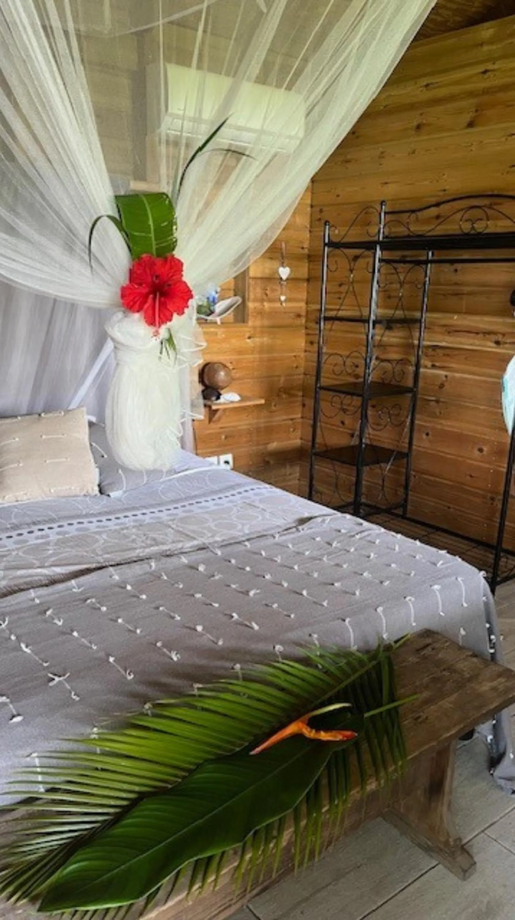 Bedroom, Bed in BUNGALOW La Tortue Bleue