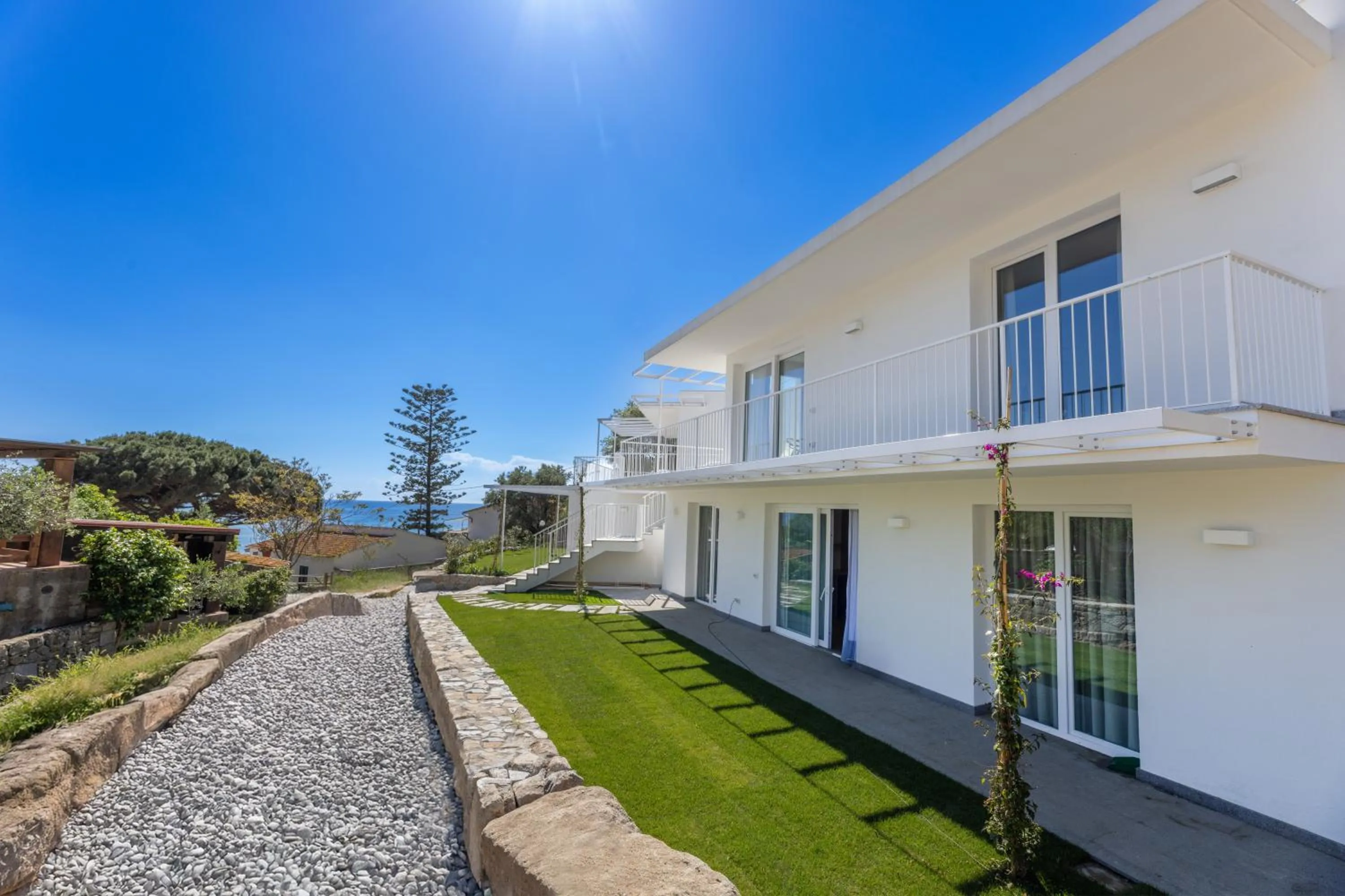 Garden view in Hotel Baia Imperiale