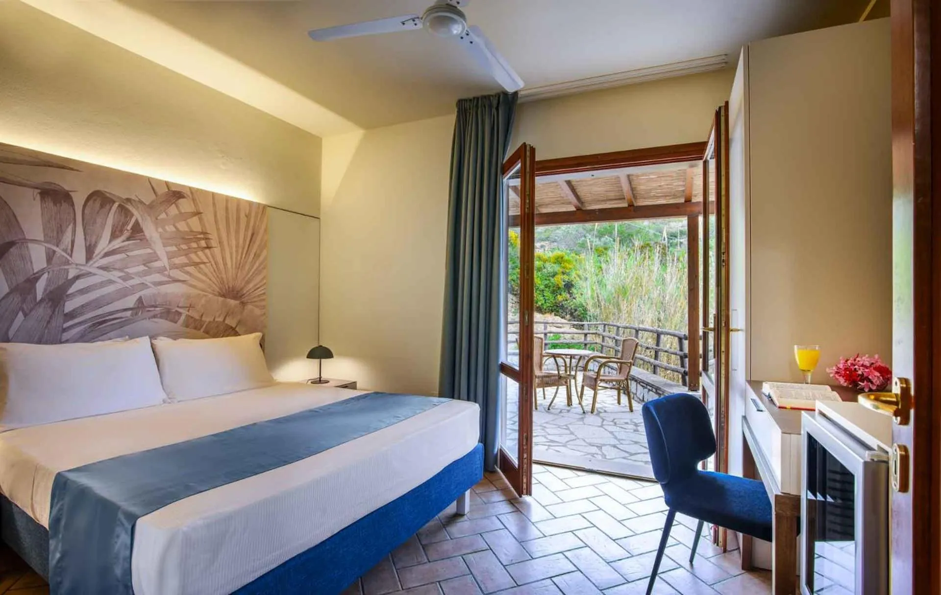 Photo of the whole room in Hotel Baia Imperiale